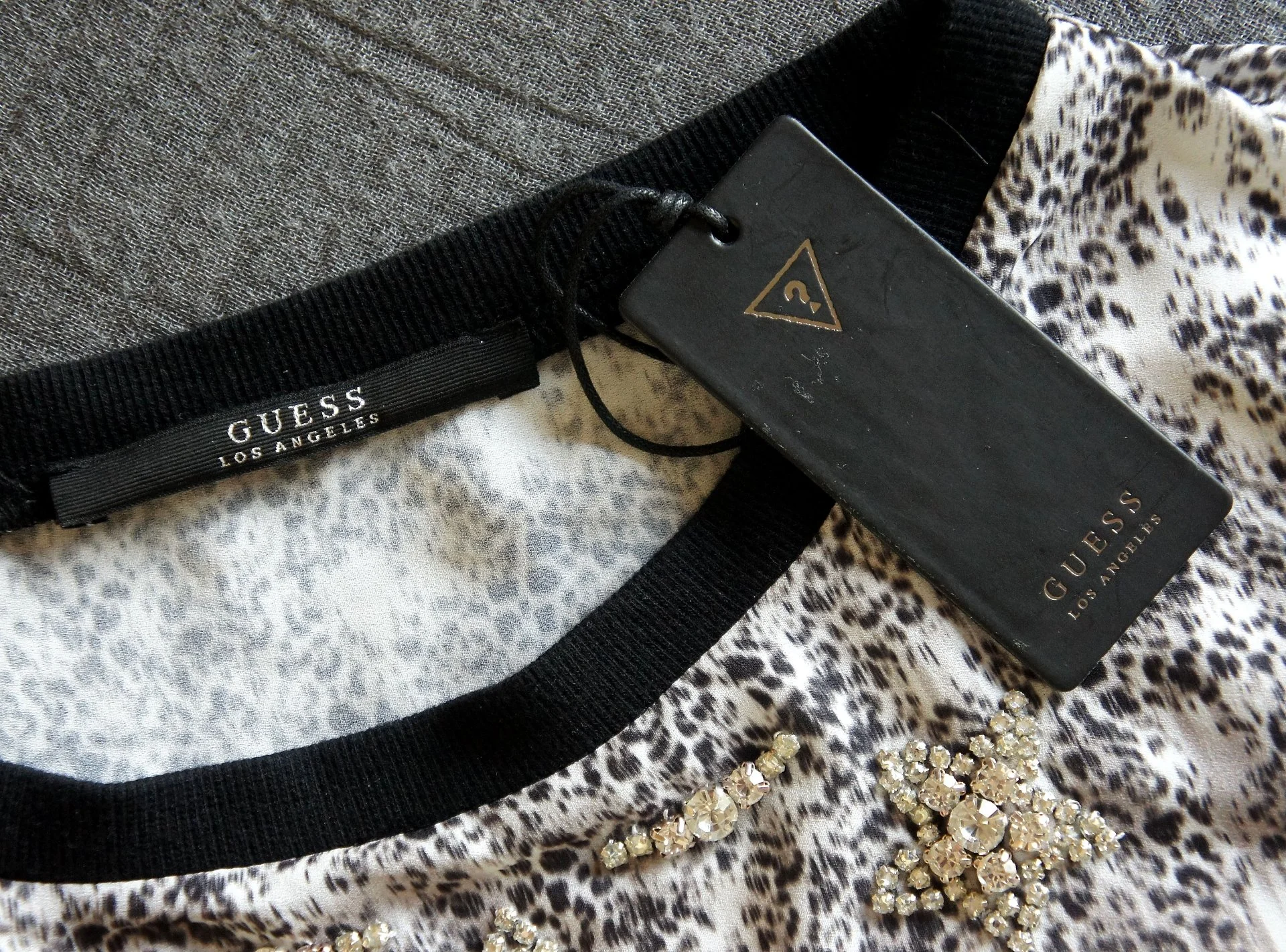 Новая Кофточка/Блуза GUESS со стразами, Строго Оригинал. - миниатюра 6