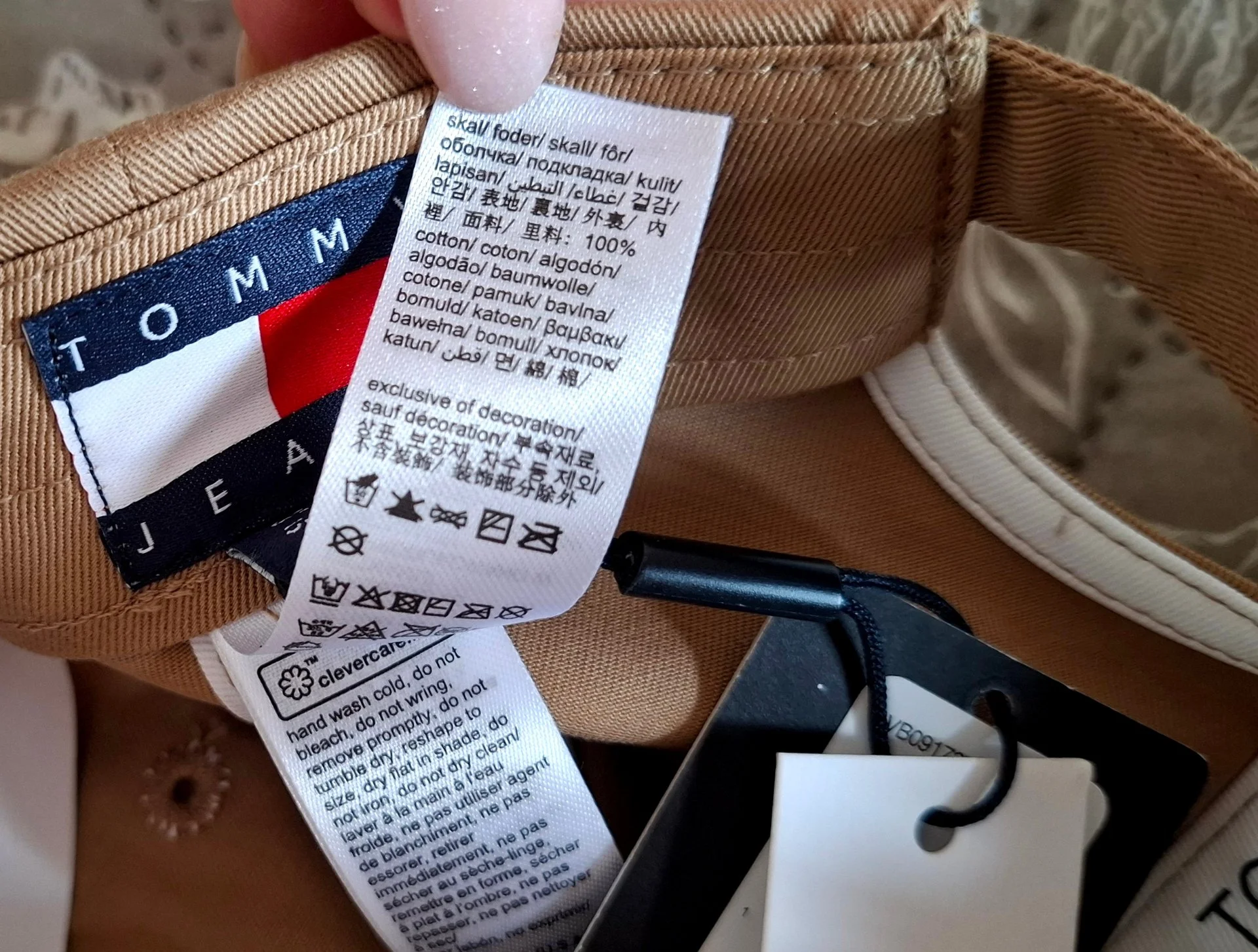 Две Новые Бейсболки TOMMY HILFIGER. Строго Оригинал, Модель-Унисекс. - миниатюра 9