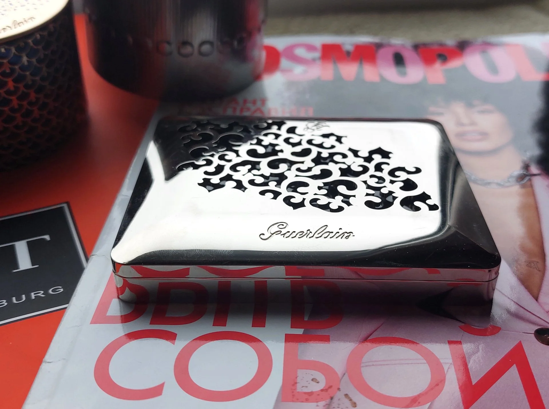 Пaлетка тенeй GUERLАIN Еcrin 6 Соuleurs Eyeshadow, Оригинал, Made in France. - миниатюра 2