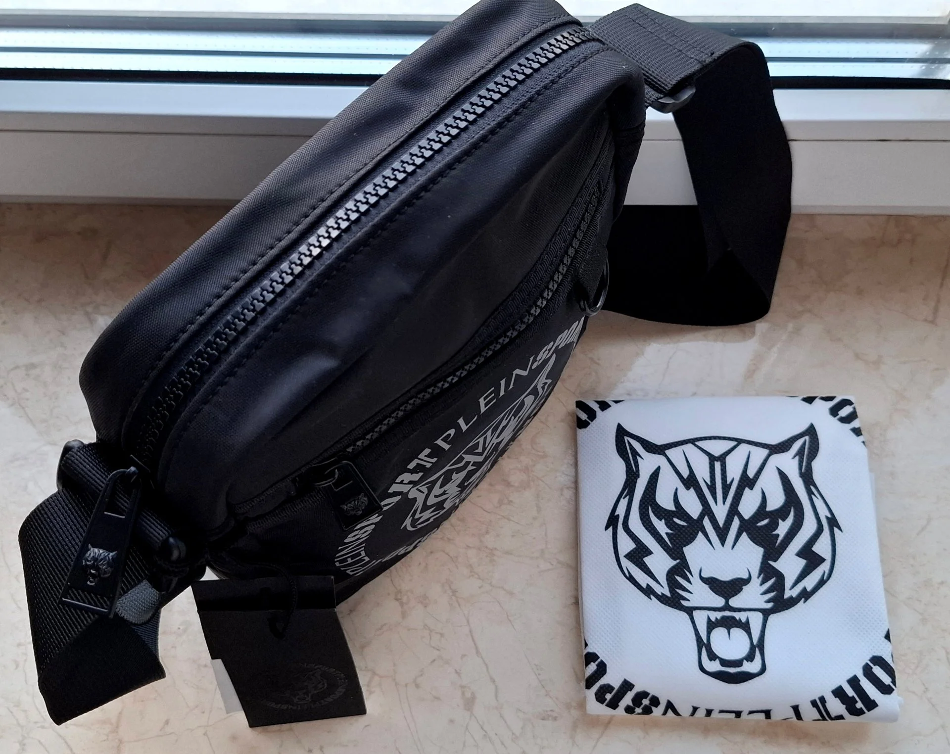 Новая Сумка PHILIPP PLEIN SPORT, Строго Оригинал, Унисекс. - миниатюра 3