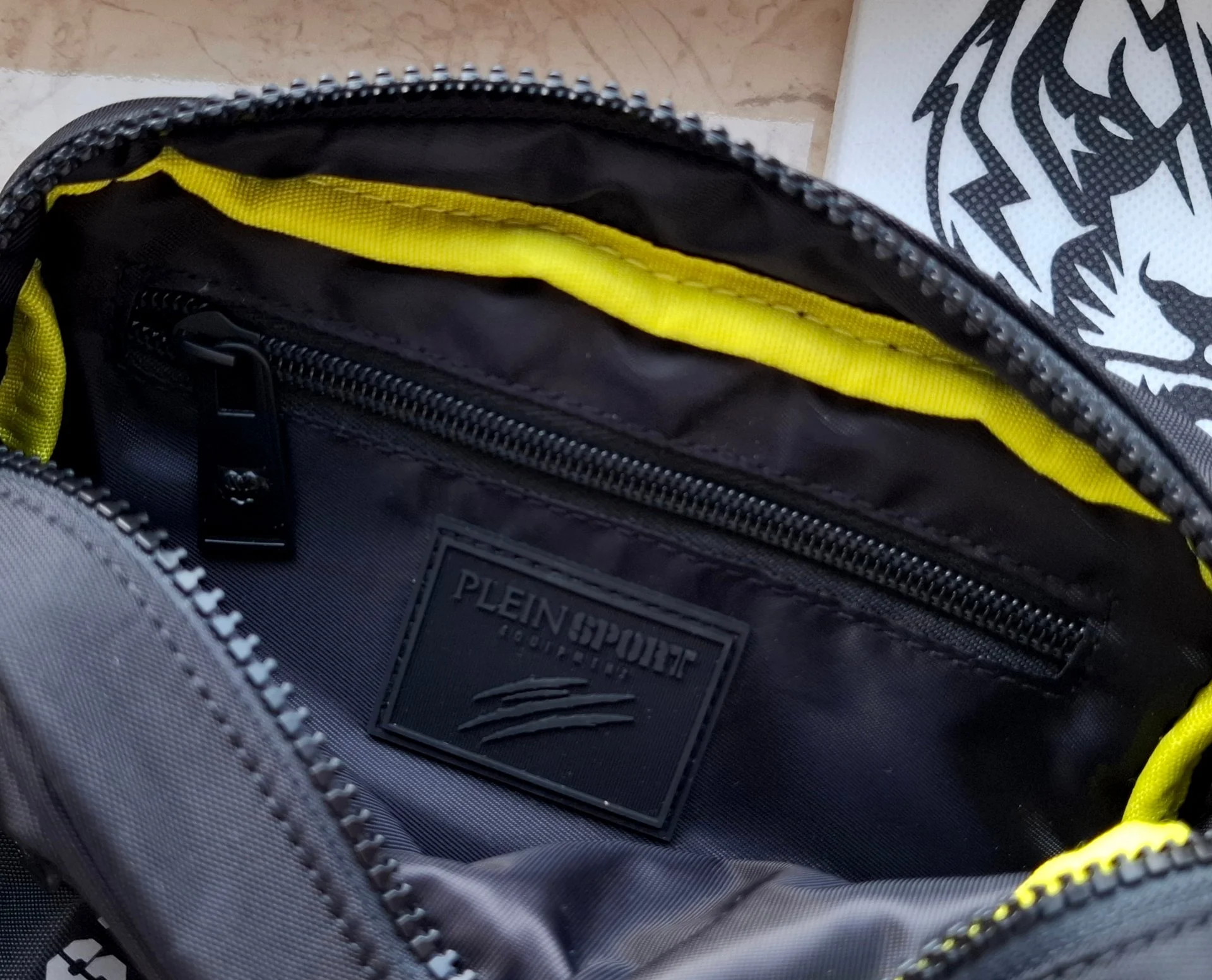 Новая Сумка PHILIPP PLEIN SPORT, Строго Оригинал, Унисекс. - миниатюра 5