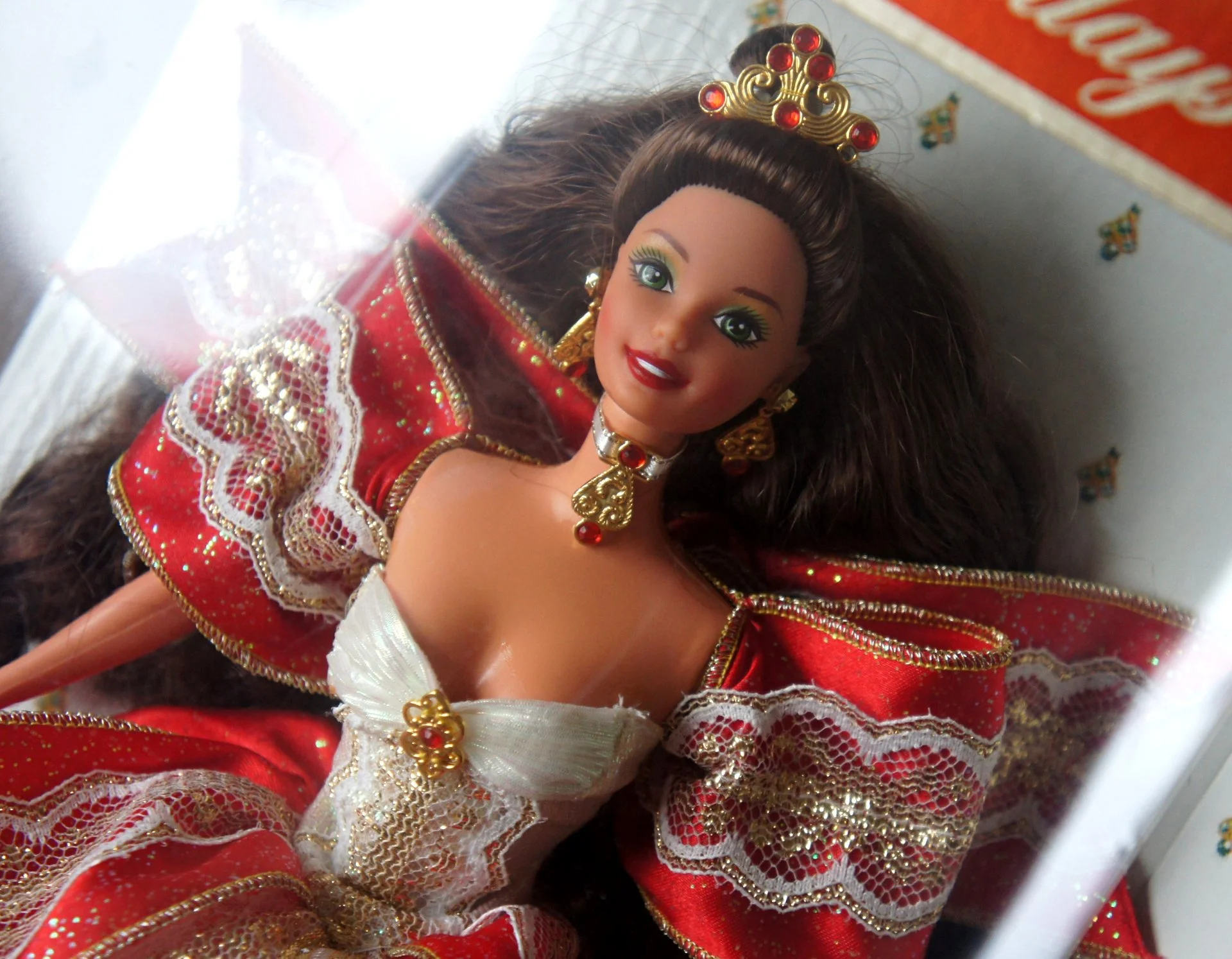 Коллекционная Кукла BARBIE Happy Holidays Special Edition 1997 год - миниатюра 5
