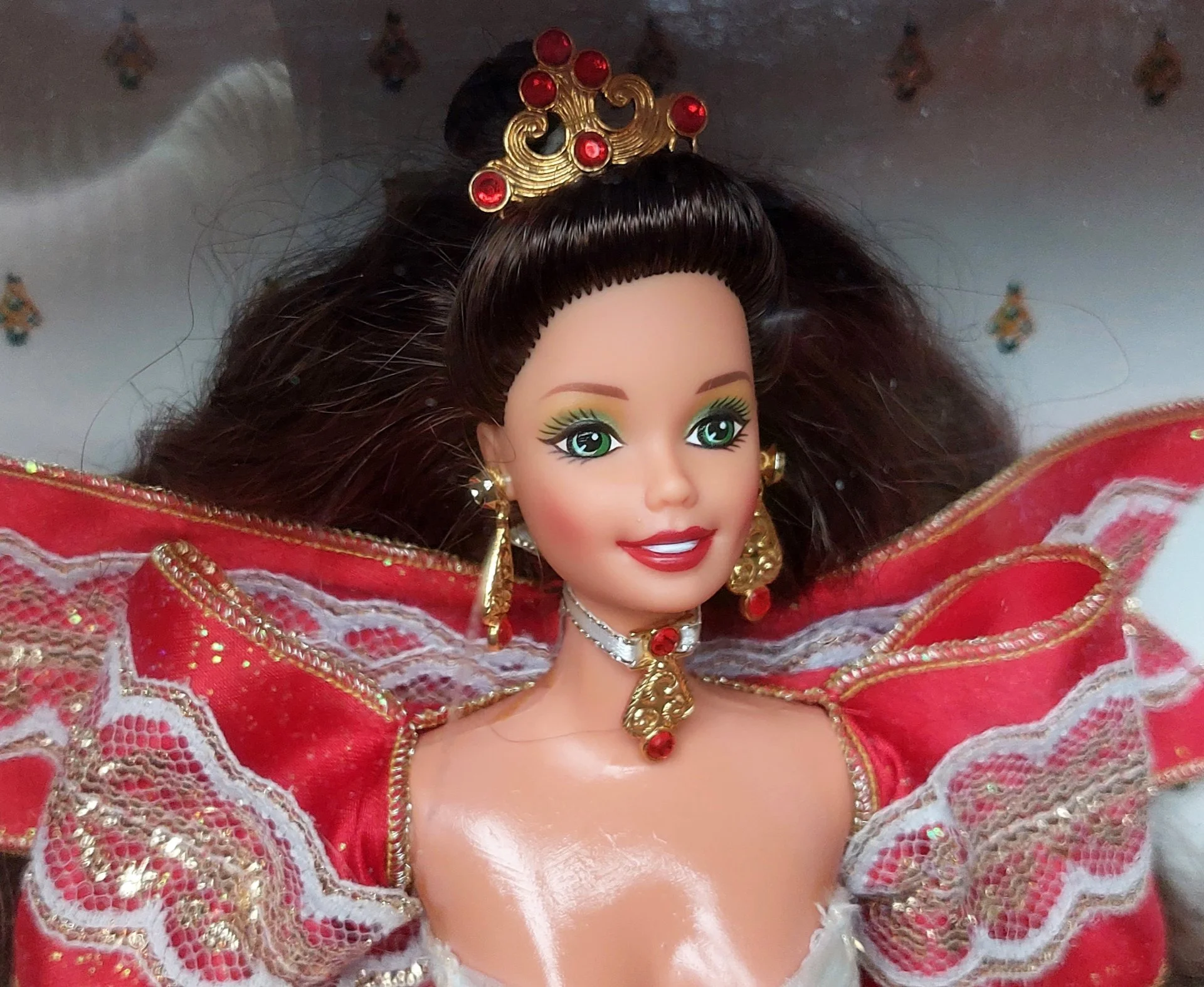 Коллекционная Кукла BARBIE Happy Holidays Special Edition 1997 год - миниатюра 6