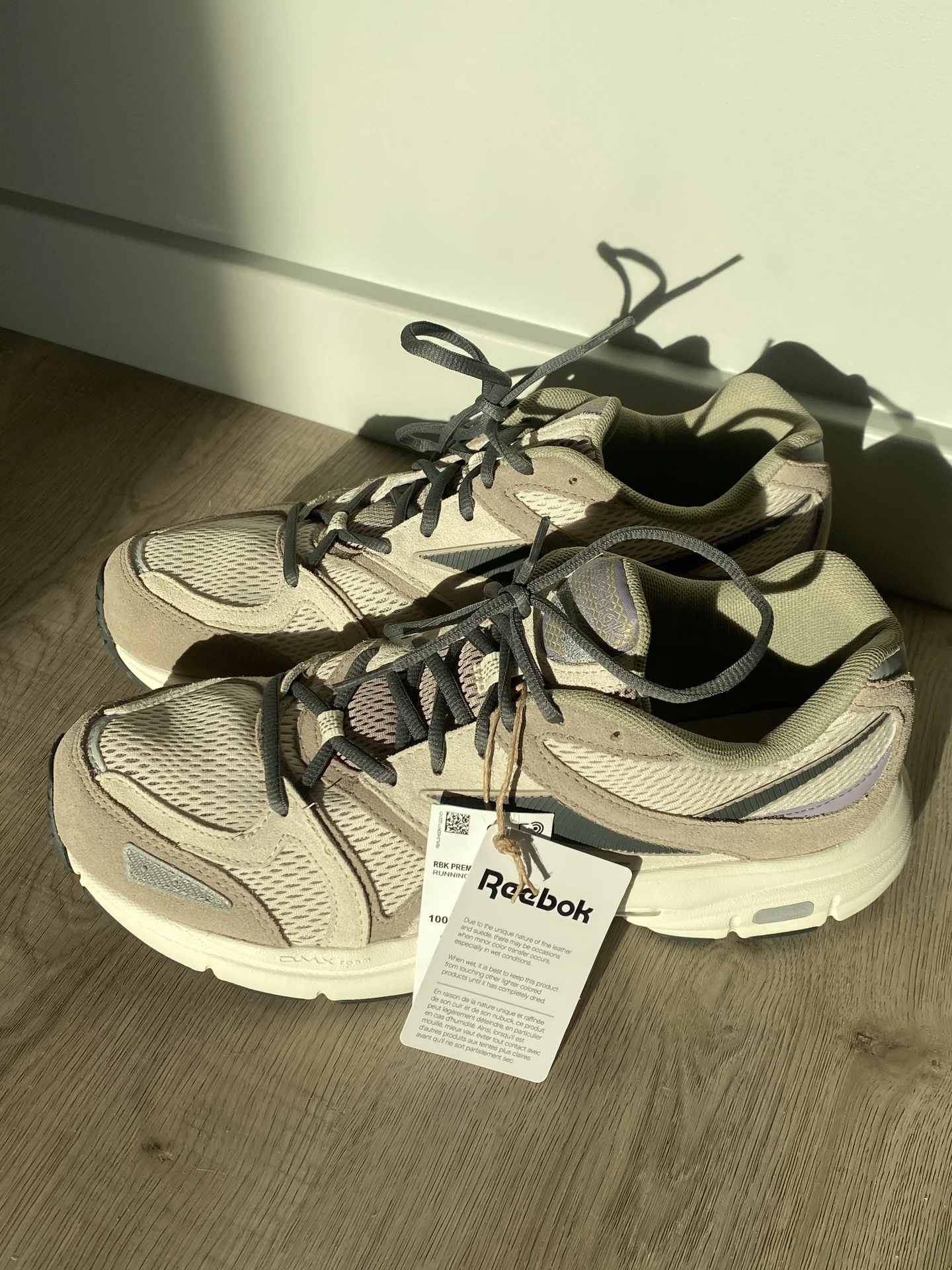 Кроссовки Reebok Premier Road Plus VI унисекс - миниатюра 2