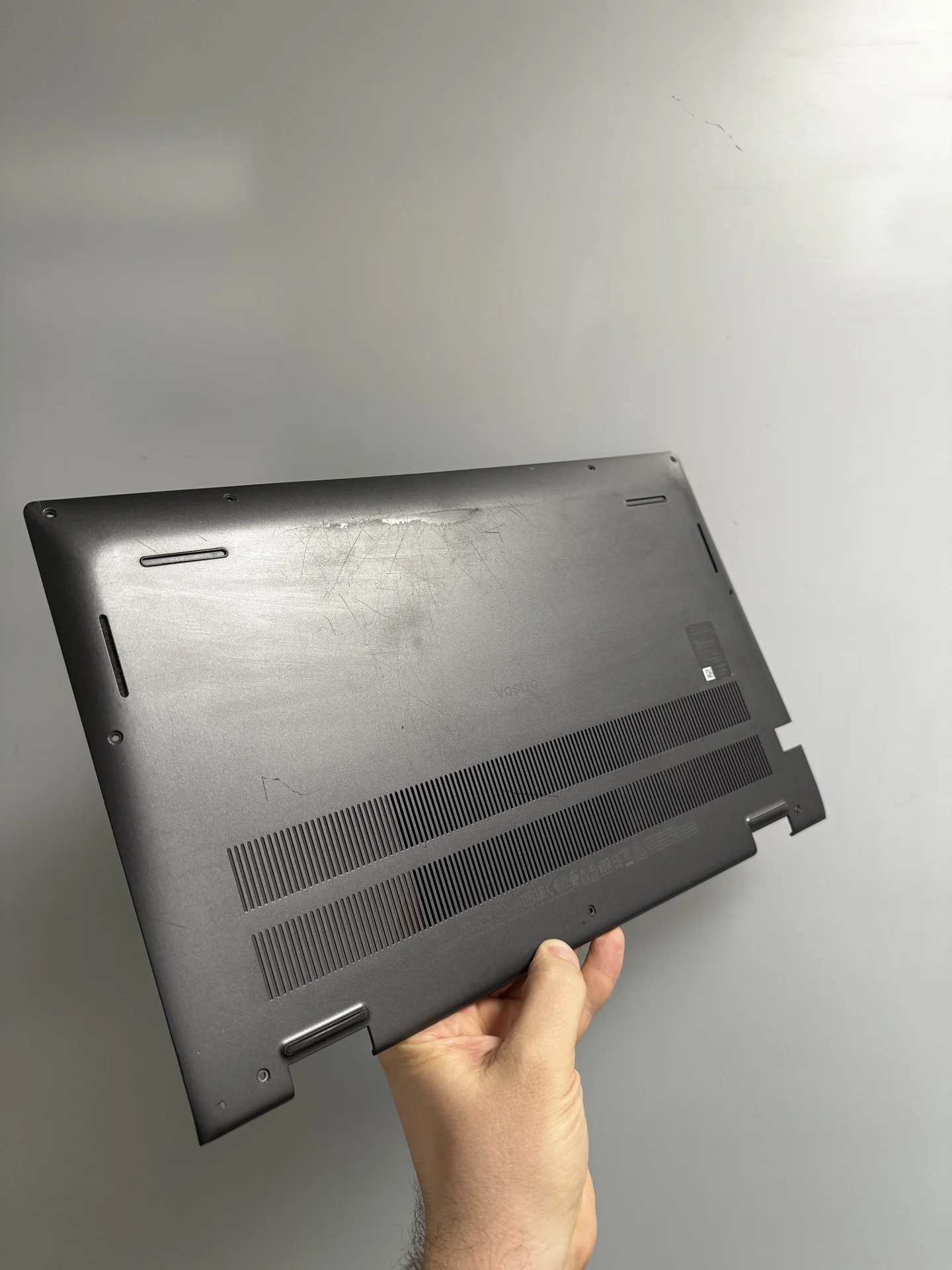 Нижняя часть корпуса, крышка Dell Vostro 5510 - миниатюра 3