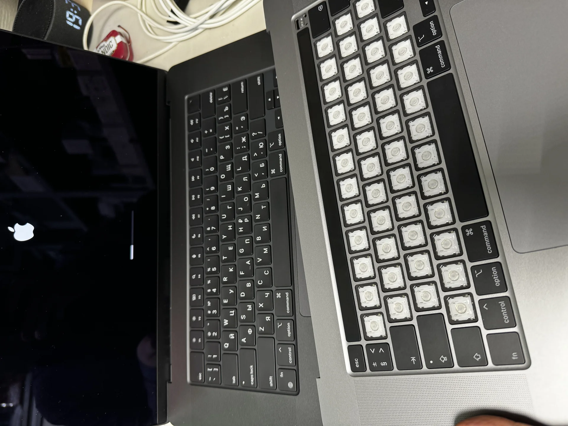 Каретки, бабочки, ножницы, держатели для MacBook - миниатюра 6