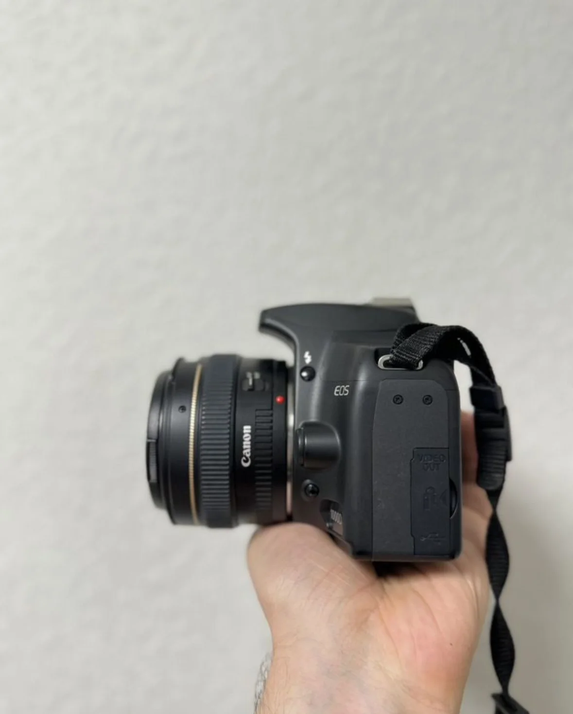 Фотоаппарат зеркалка canon EOS 1000D ресурс нового - миниатюра 6