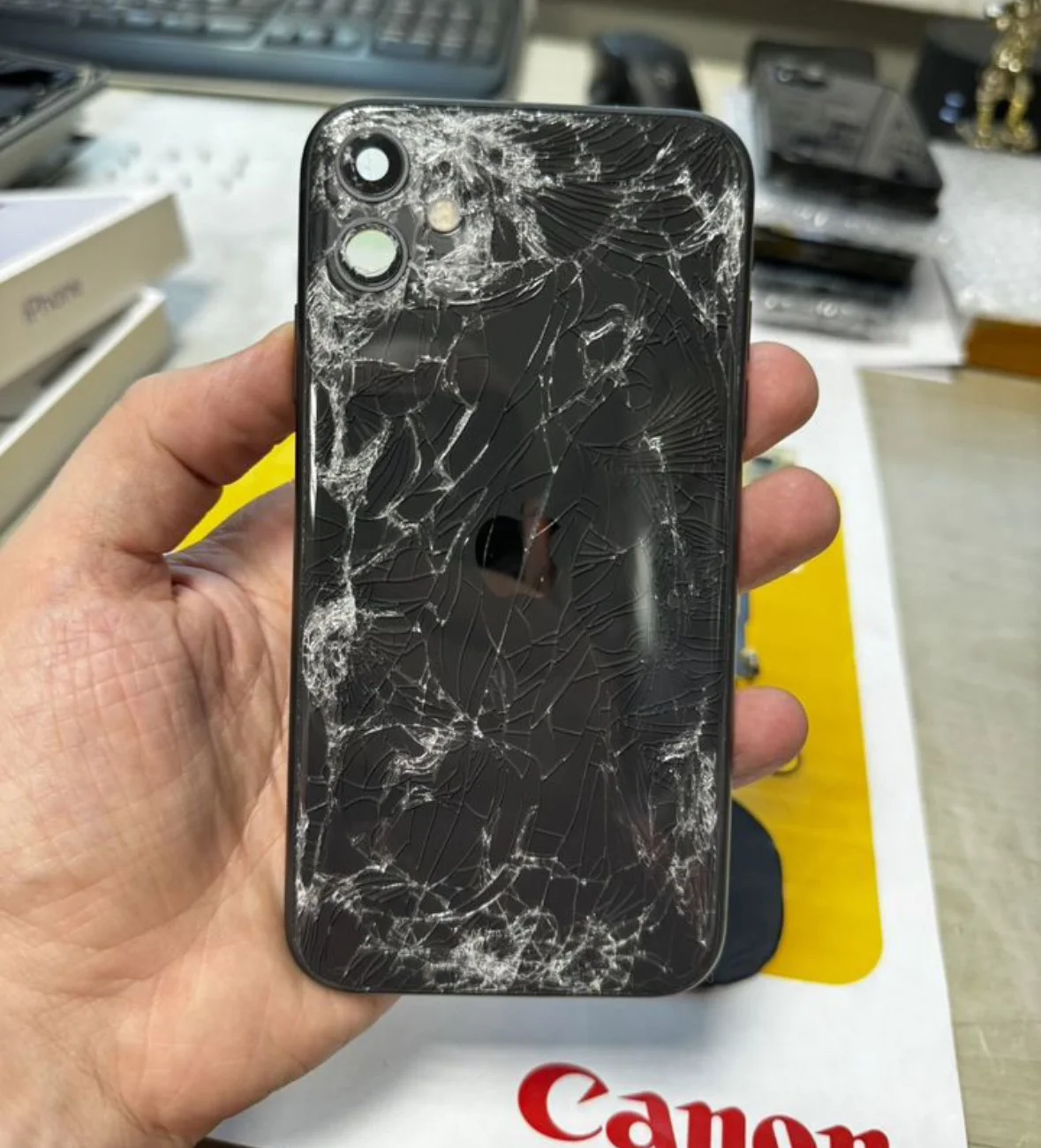 Телефон iPhone 11 запчасти, разборка, оригинал - миниатюра 8