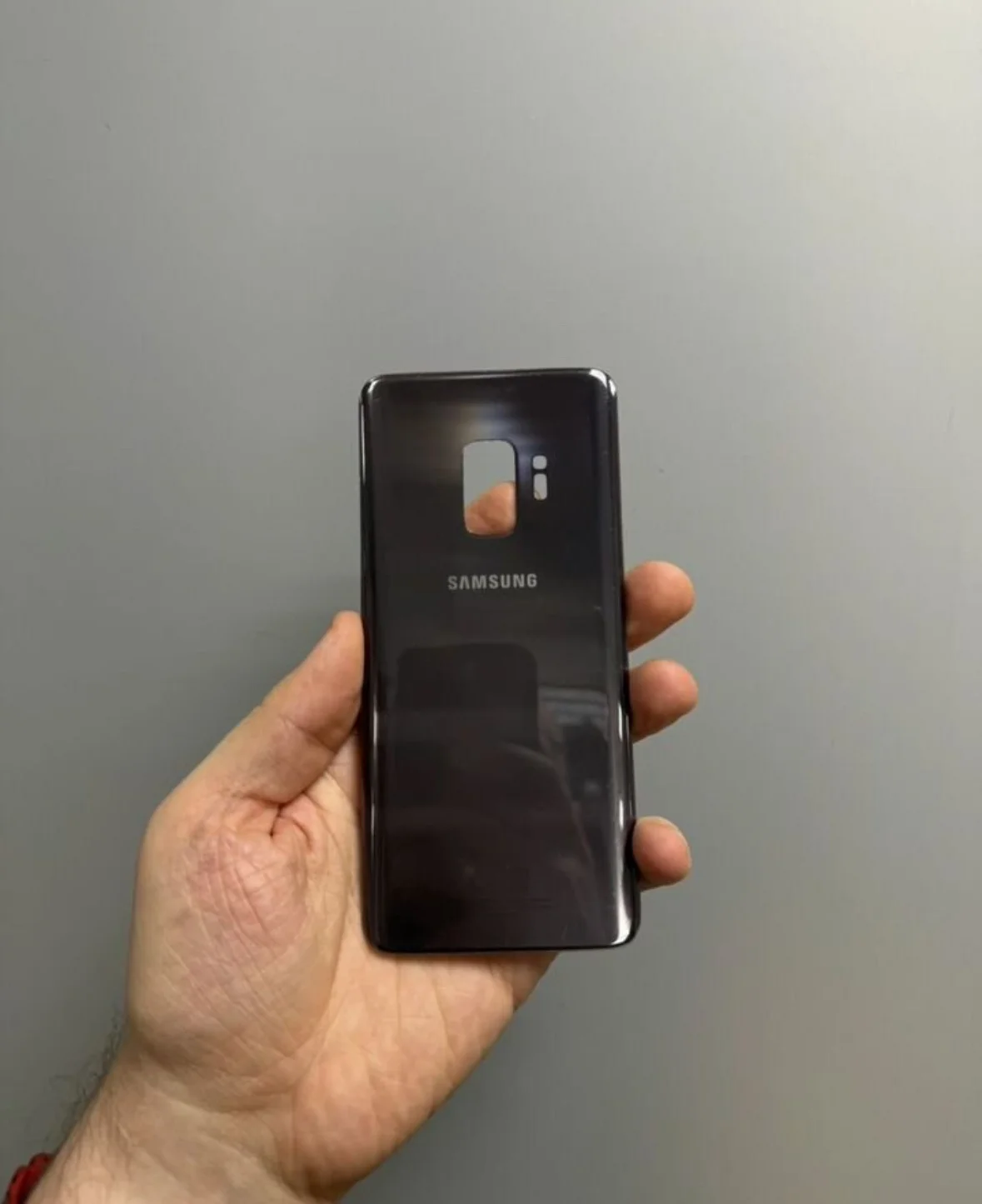 Samsung S9 G960F крышка задняя оригинал снятая - миниатюра 2