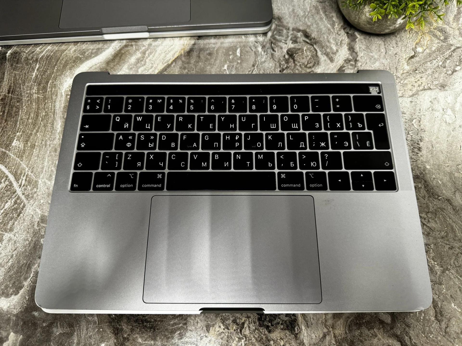 MacBook Pro 13 2018-2019 A1989 запчасти - миниатюра 8