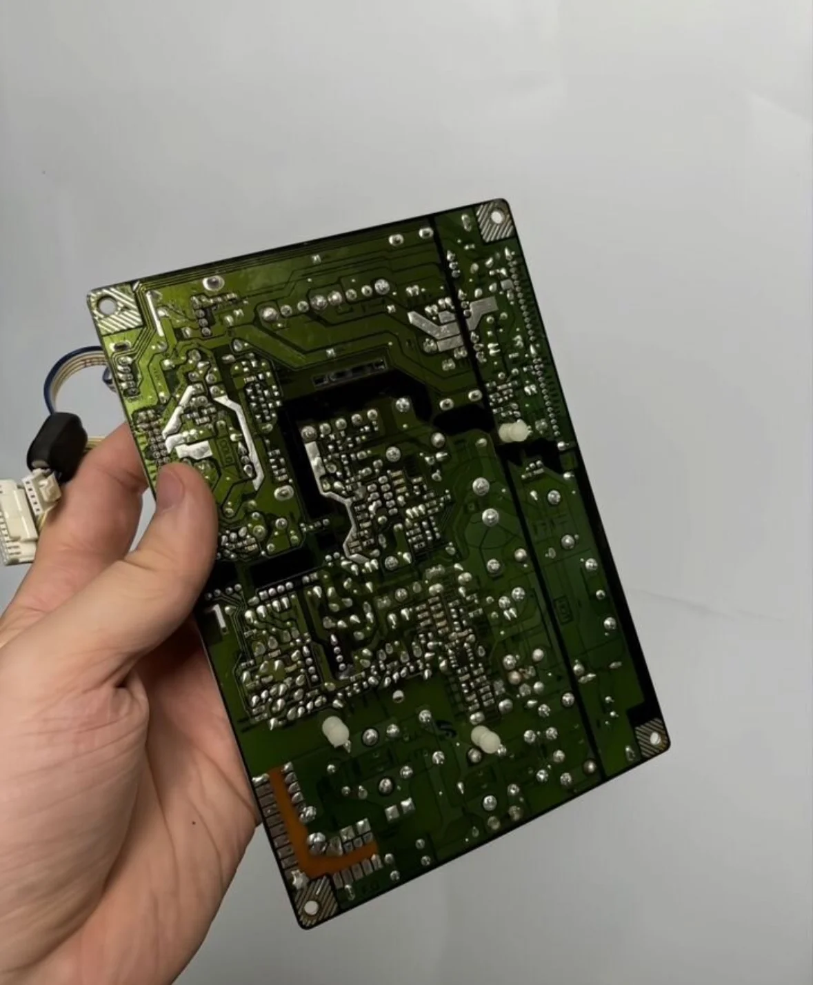 Матплата main BN41-00876B на Samsung LE23R81W R - миниатюра 2