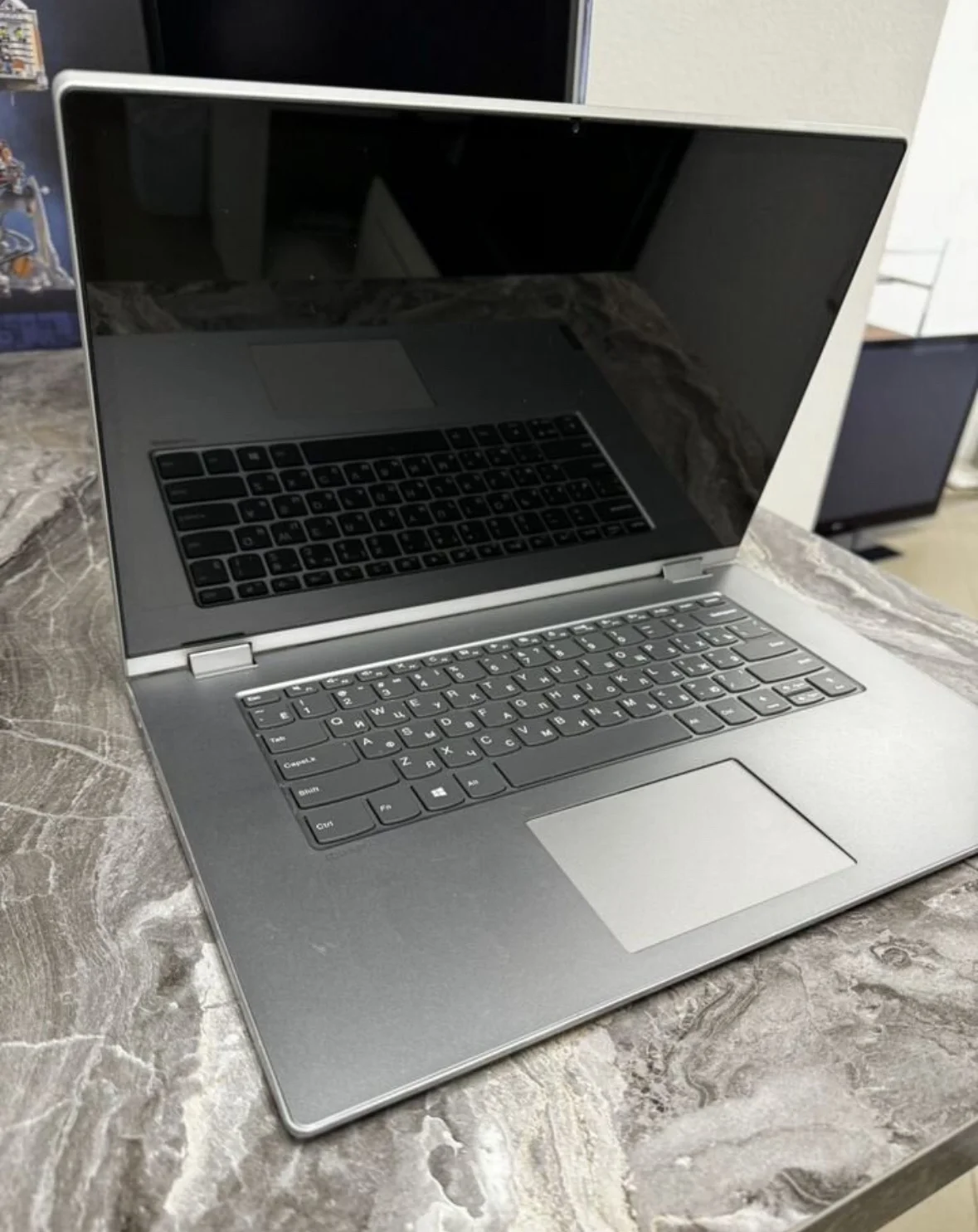 Ноутбук Lenovo IdeaPad C340-15iwl запчасти, разбор - миниатюра 2