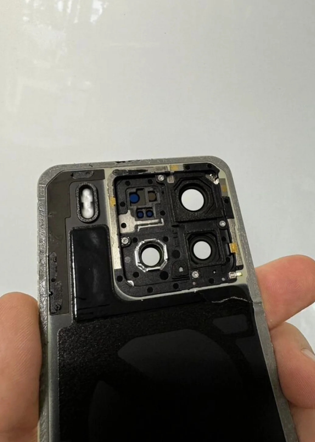 Xiaomi 15 зеленый запчасти от телефона - изображение 1