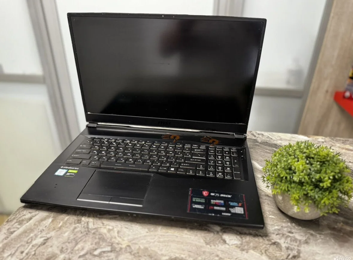 MSI MS-17E4 GL75 9SCK-012XRU запчасти, разбор