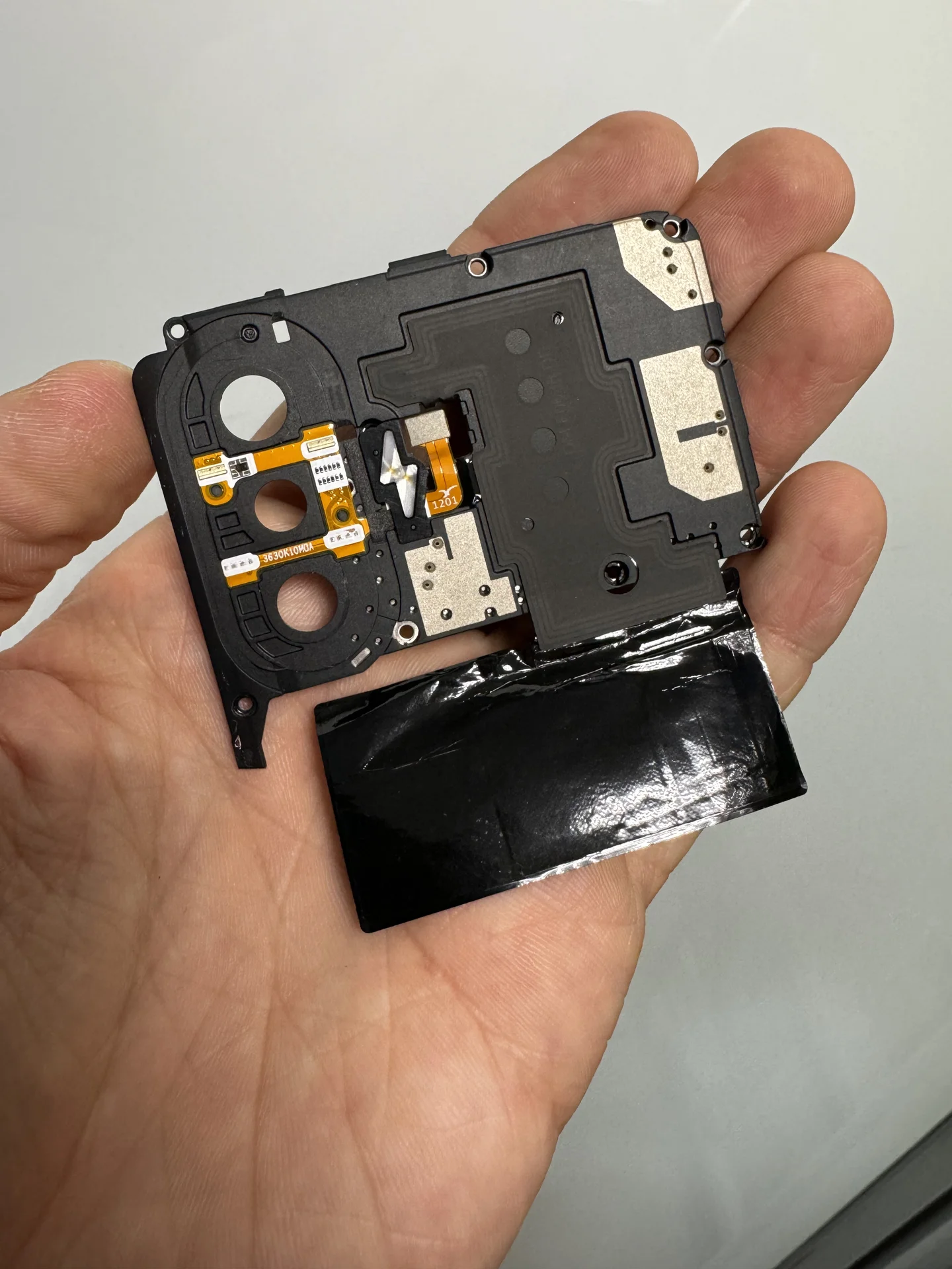 Xiaomi Redmi K40 Gaming запчасти, разборка - миниатюра 4