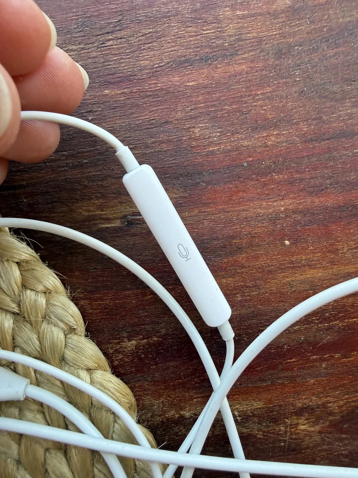 Проводные наушники Apple lightning б/у - миниатюра 3