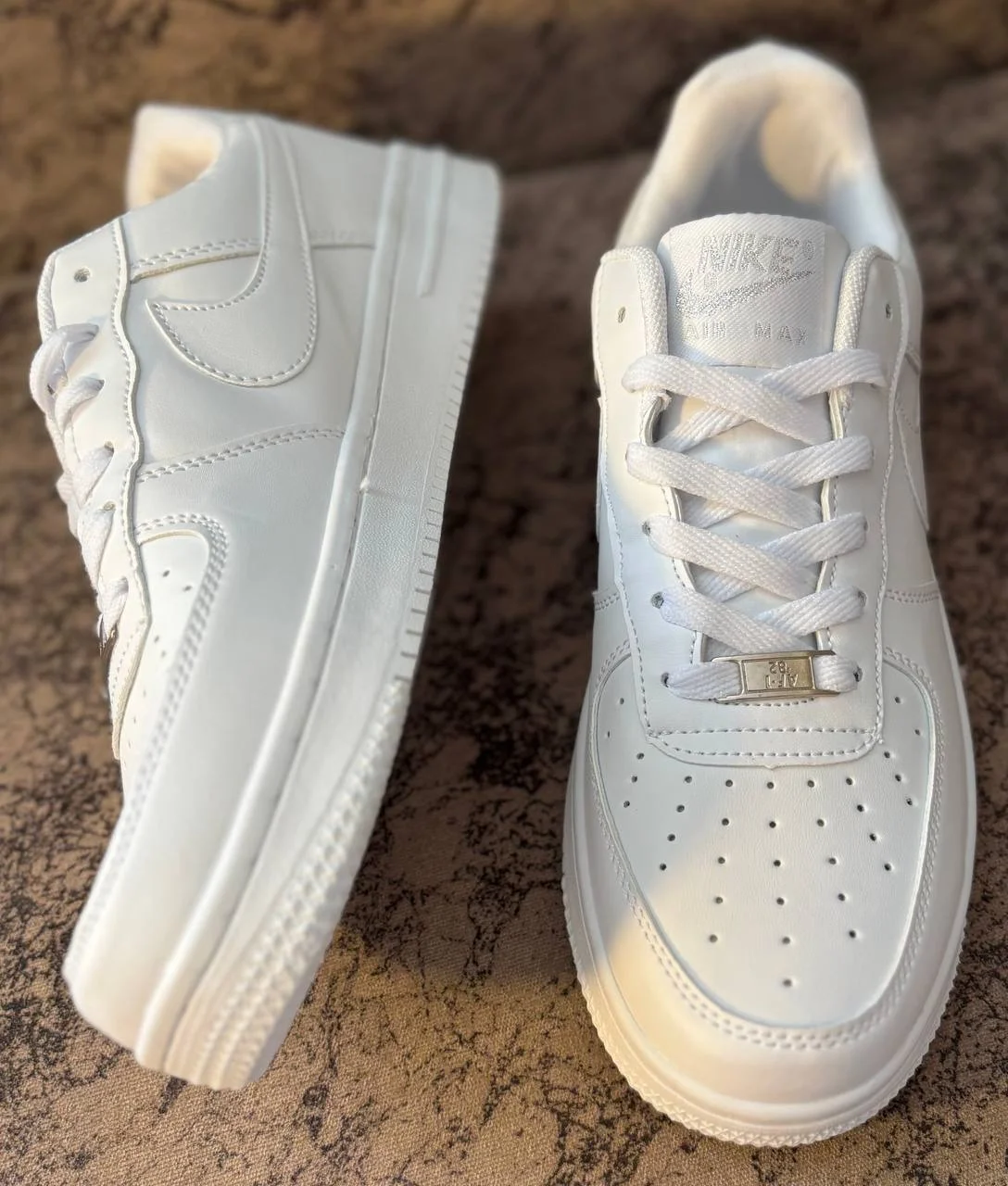Кроссовки nike air force - миниатюра 2