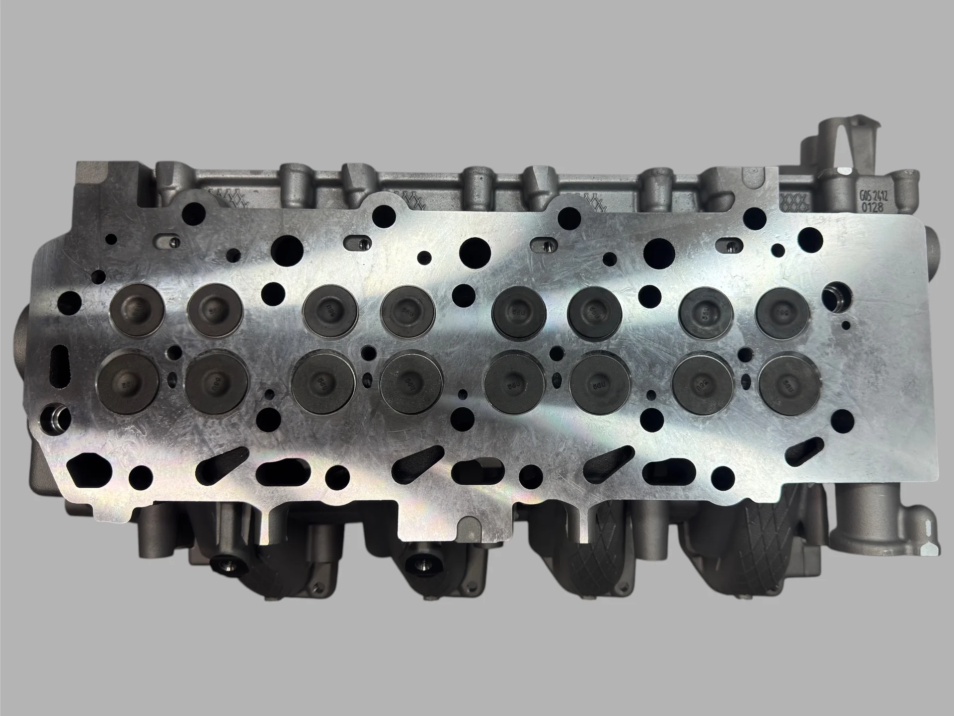 Головка блока цилиндров 4D56U в сборе Mitsubishi L200 Pajero 1005A560 1005B453 - миниатюра 6