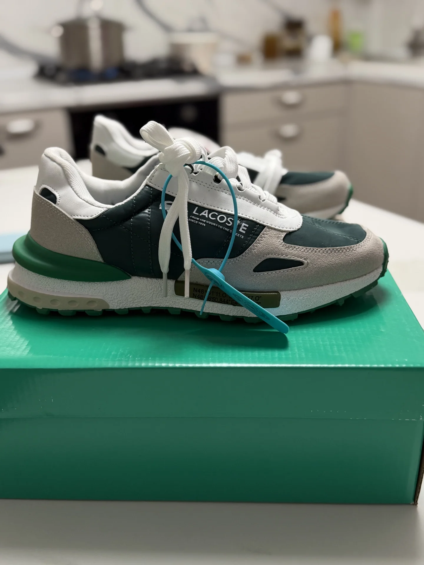 Мужские кроссовки Lacoste - изображение 1