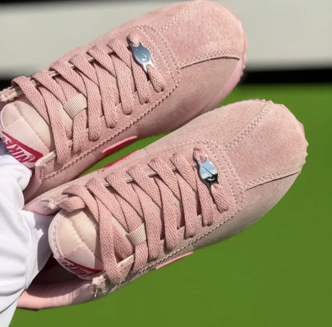 Женские кроссовки Nike - миниатюра 3
