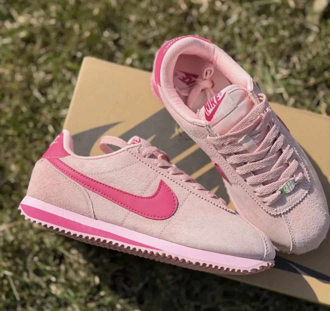 Женские кроссовки Nike - миниатюра 5