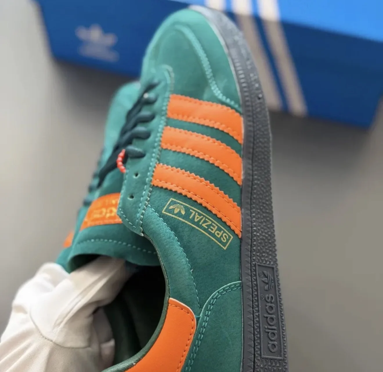 Мужские кроссовки Adidas - миниатюра 2