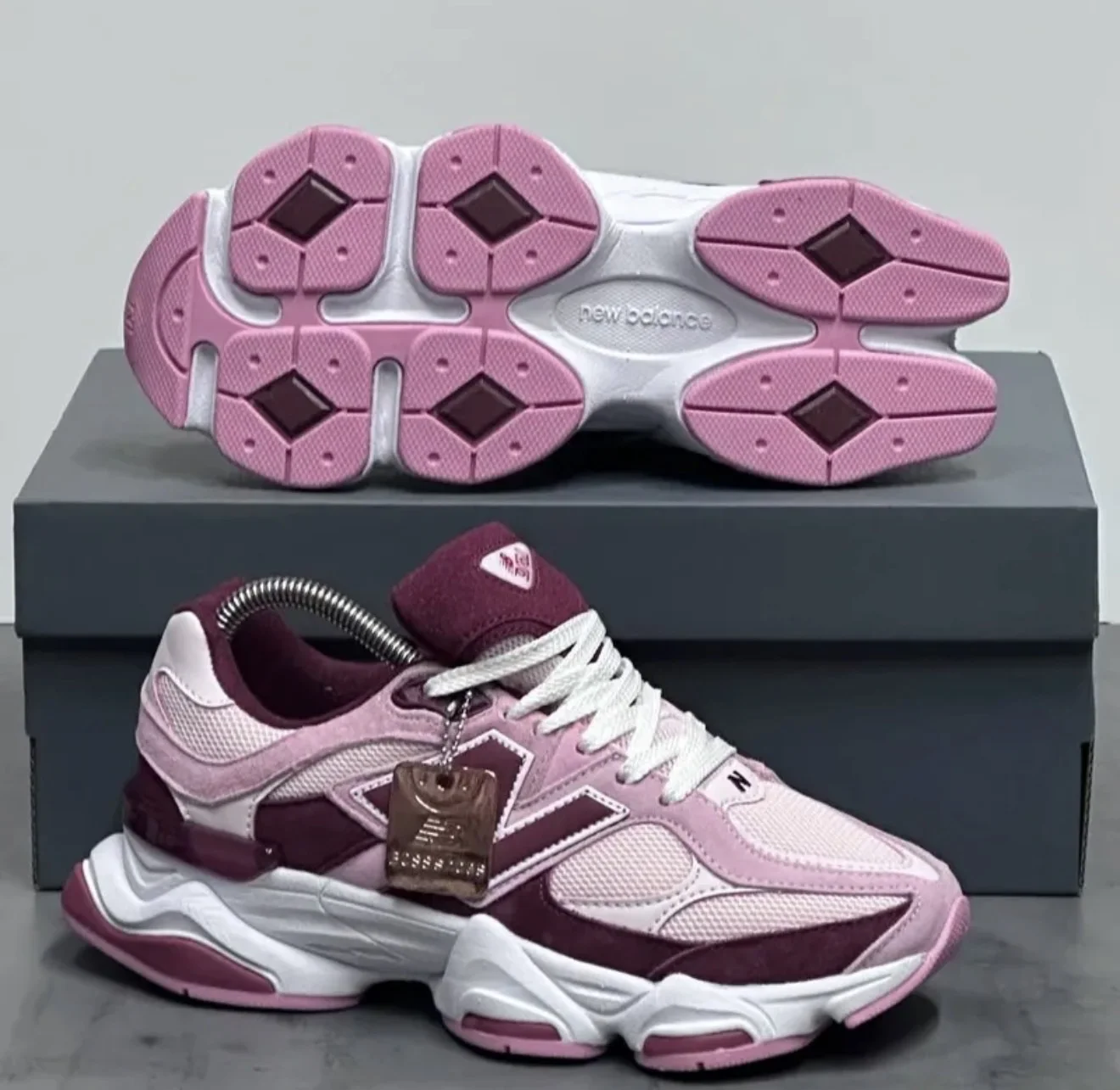 Женские кроссовки New Balance - миниатюра 3