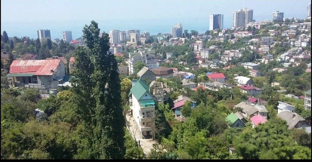 Квартира в Сочи, район Светлана - миниатюра 8