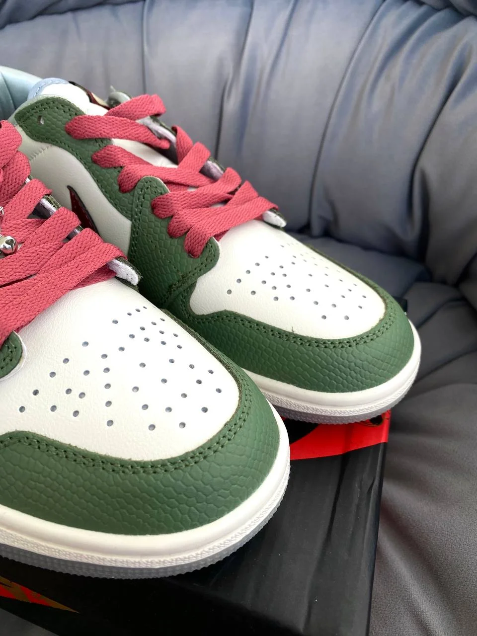 NIKE AIR JORDAN 1 LOW OG DRAGON😈 - миниатюра 4