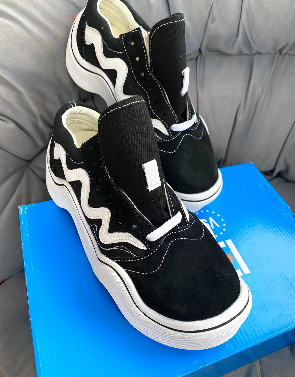 VANS OF THE WALL Extremely Wavy😋 - миниатюра 5