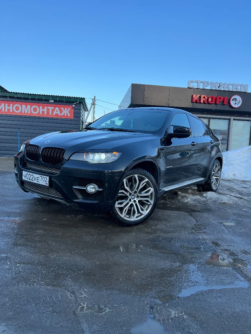 BMW X6 - миниатюра 2