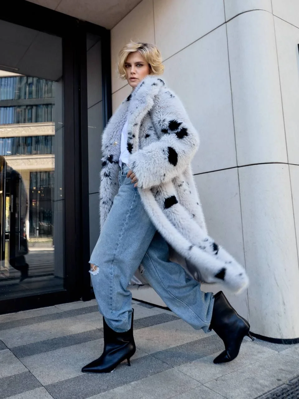 Длинная шуба оверсайз tiamolook. Новая - миниатюра 12