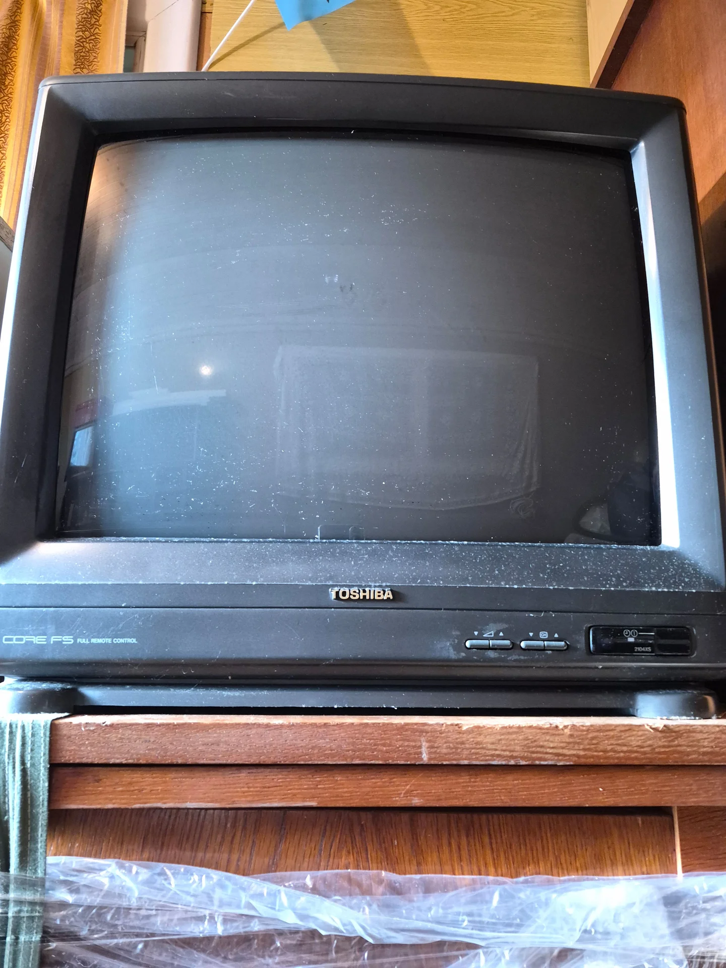 Телевизор TOSHIBA - изображение 1