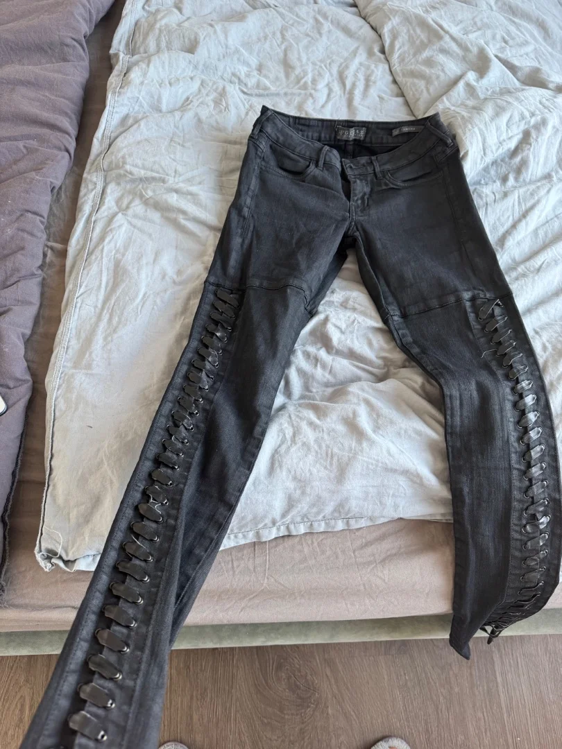 Джинсы женские guess Y2K - изображение 1