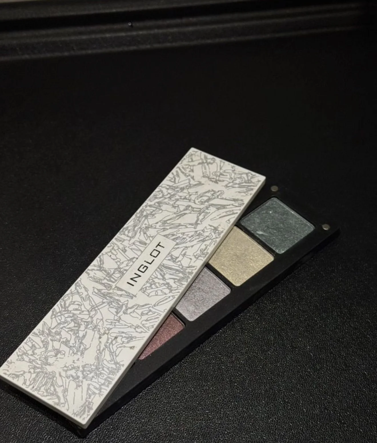 INGLOT палетка теней - миниатюра 2
