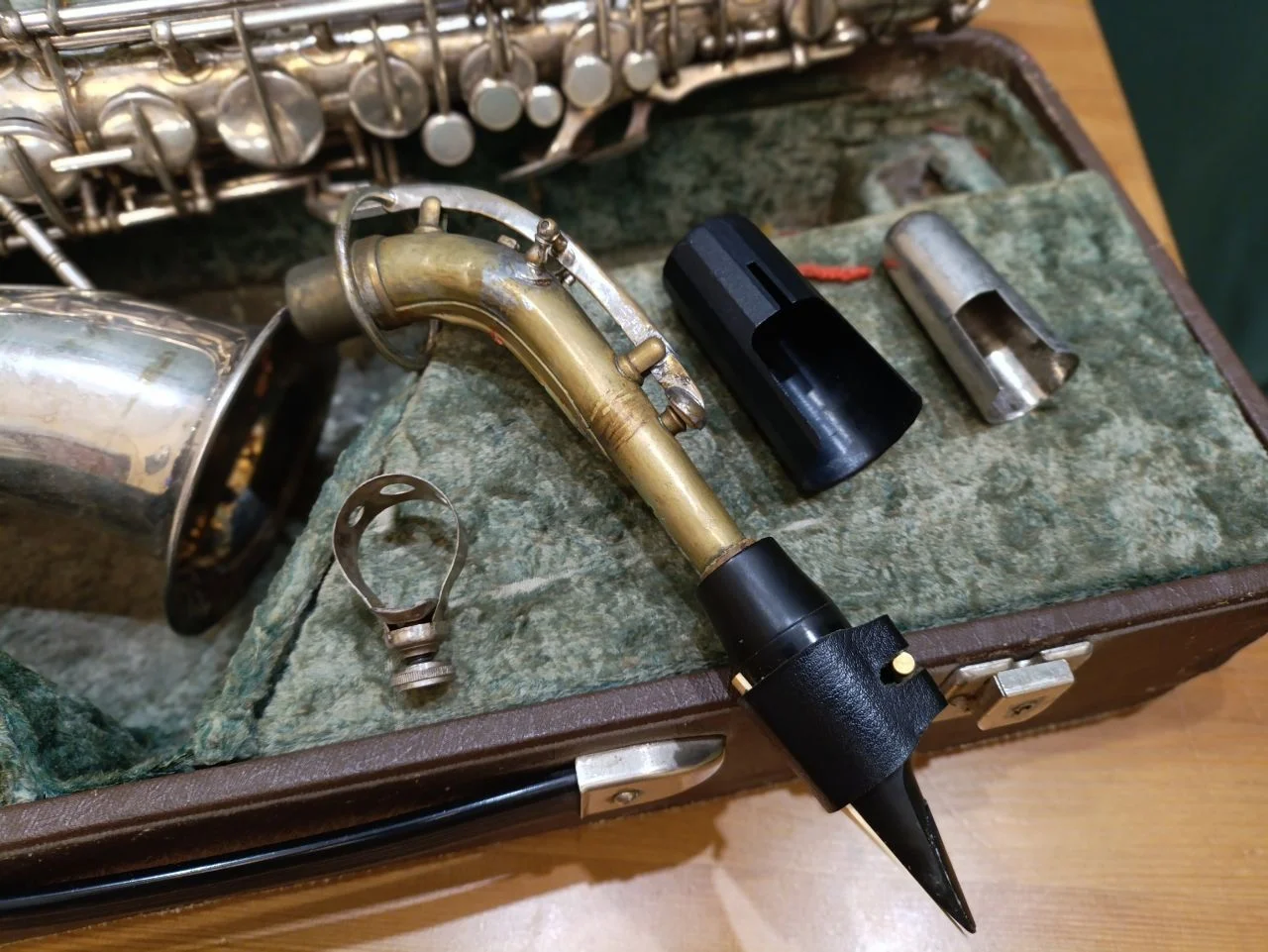 Саксофон Альт Amati Classic Delux - миниатюра 3