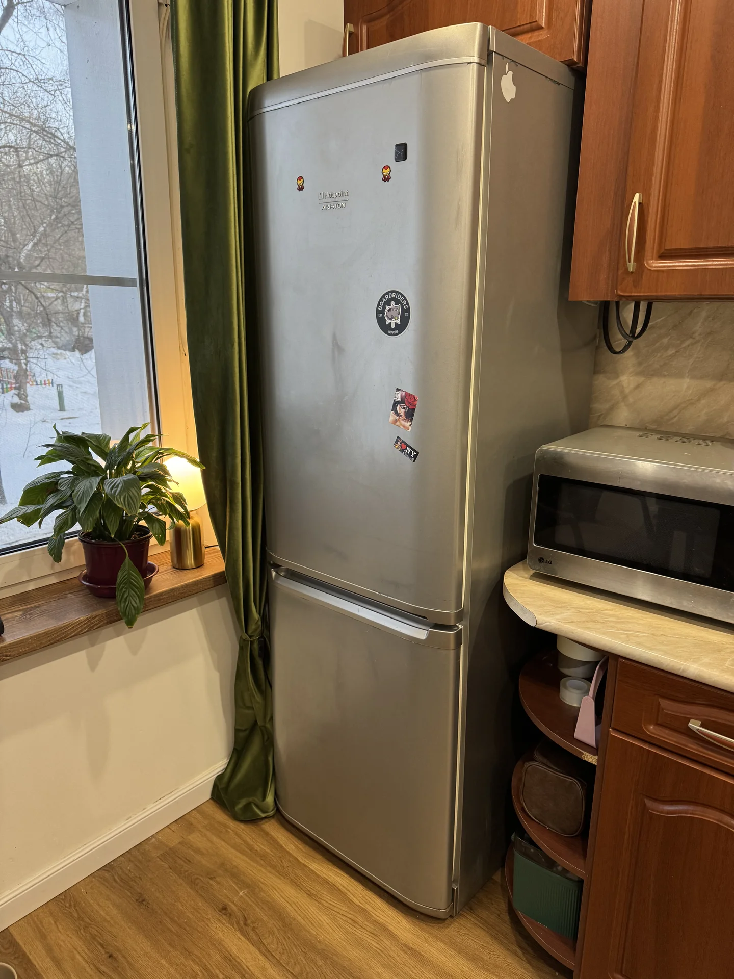 Холодильник Hotpoint Ariston - изображение 1
