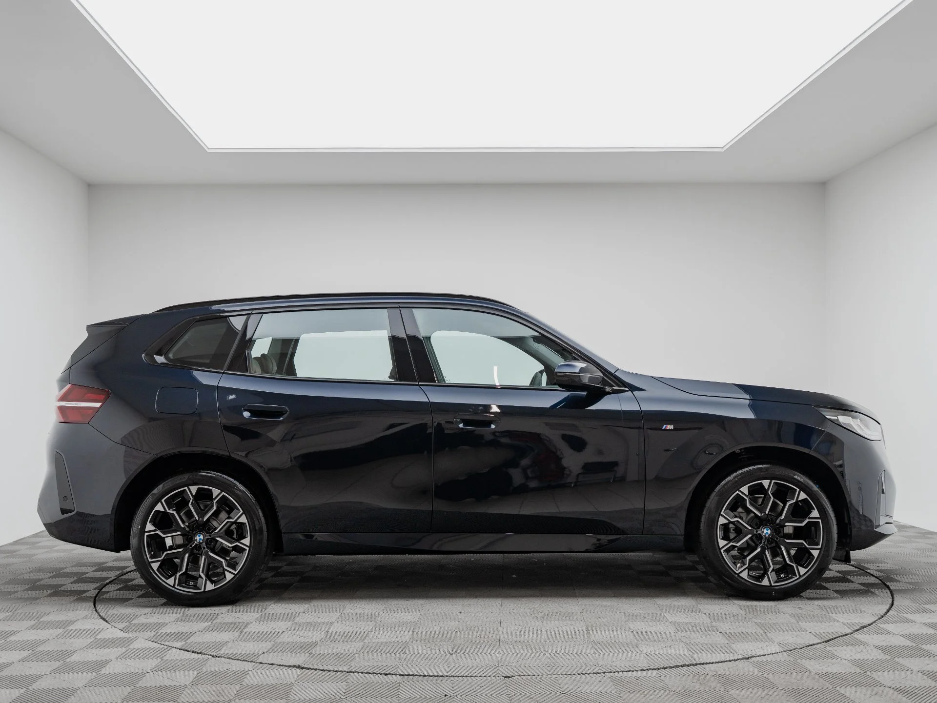 BMW X3 xDrive30L Leading M Sport, 2026 г.в. - миниатюра 3
