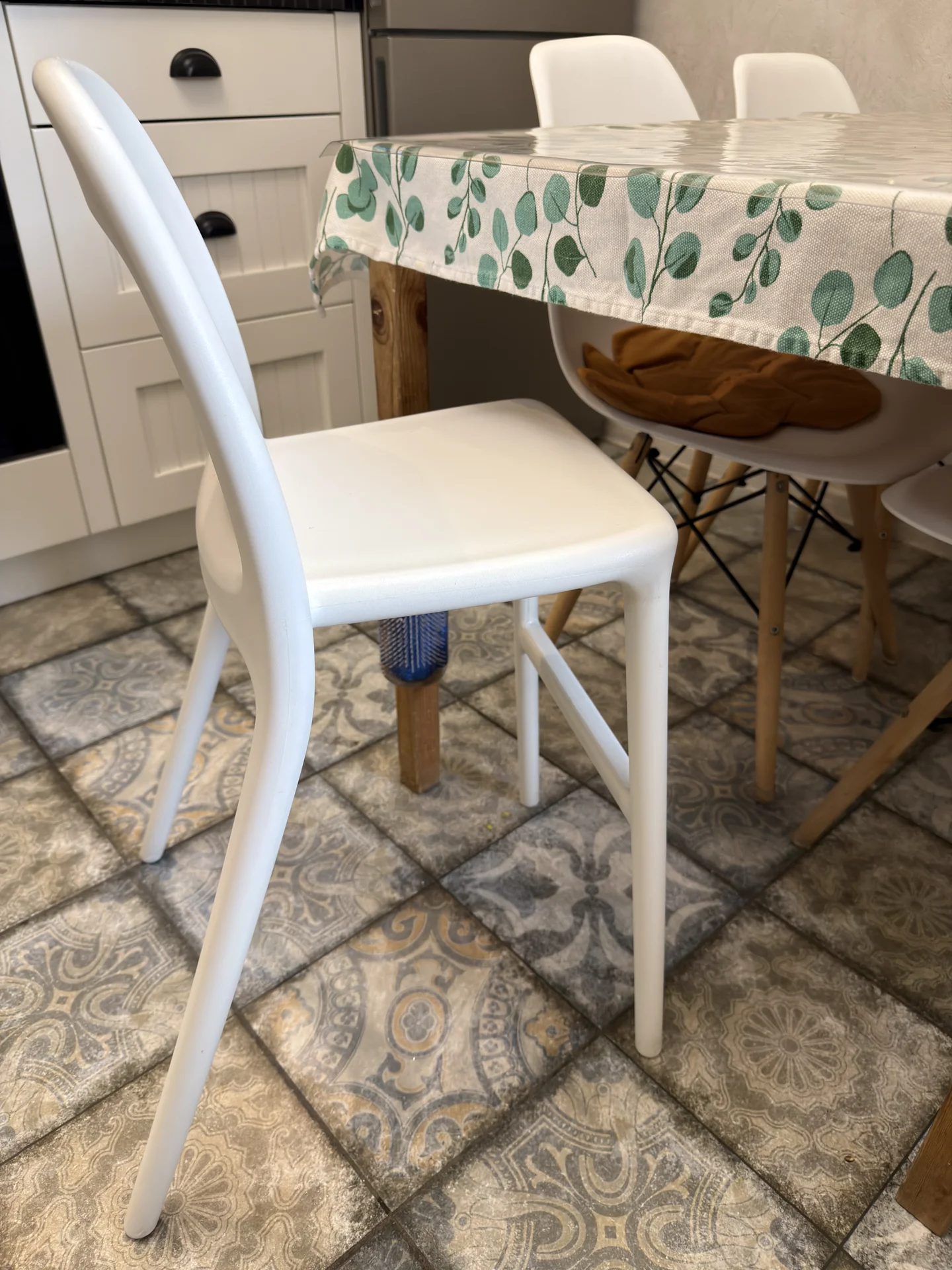 Детский стул IKEA - изображение 1
