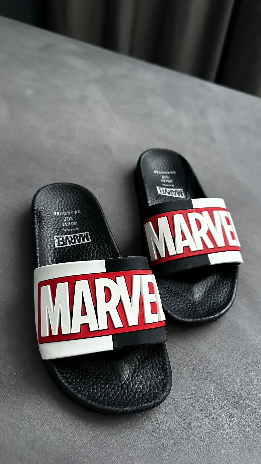 слайдеры - тапочки детские 30-31 MARVEL Reserved - изображение 1