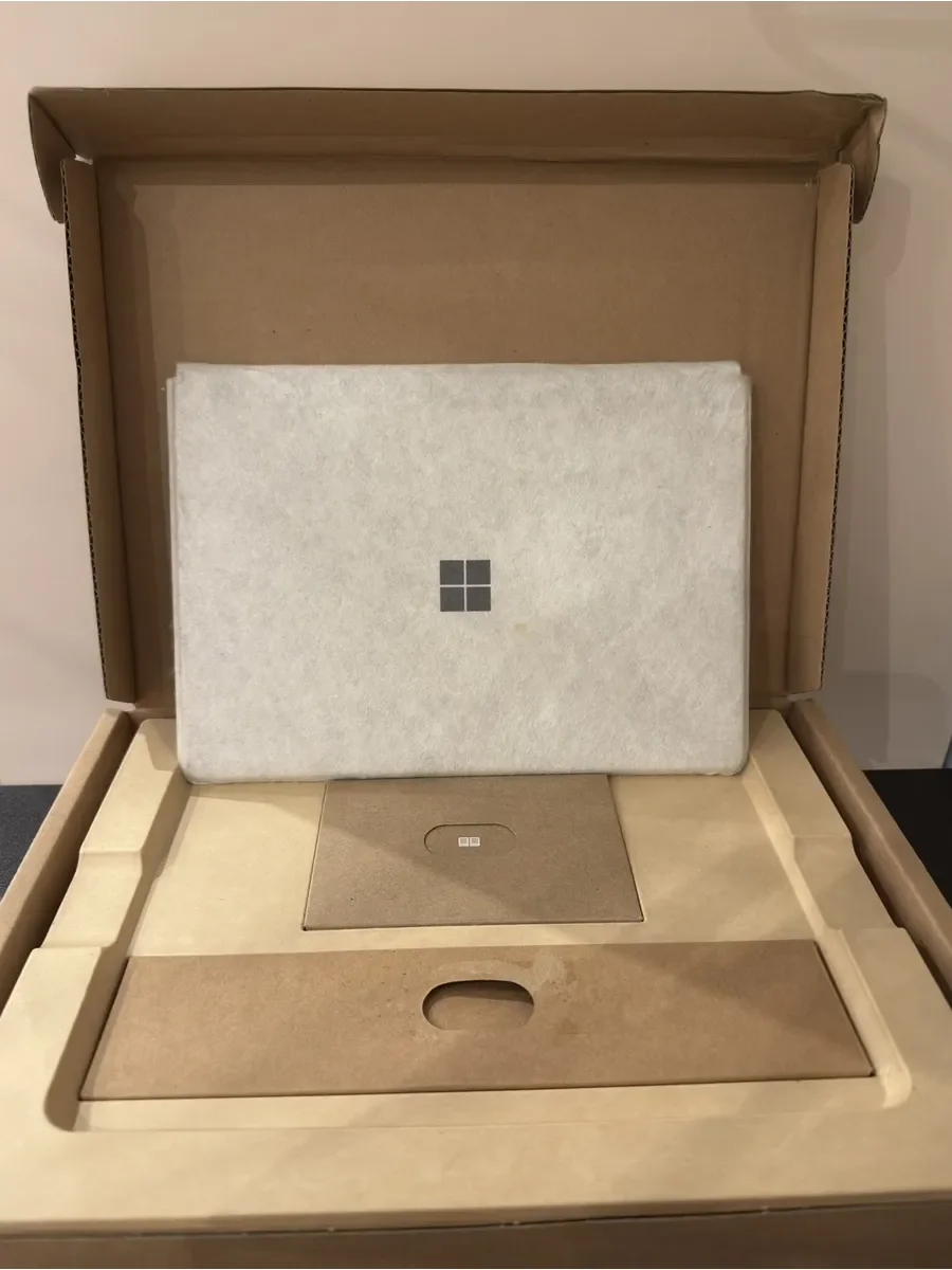 Планшет Microsoft Surface Go4 N200/8Gb/256Gb 99% - миниатюра 2