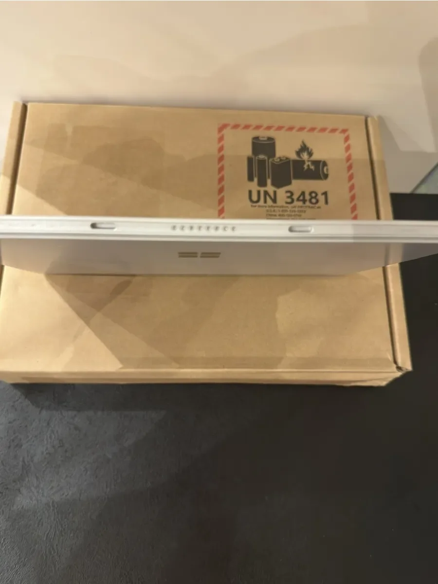 Планшет Microsoft Surface Go4 N200/8Gb/256Gb 99% - миниатюра 4