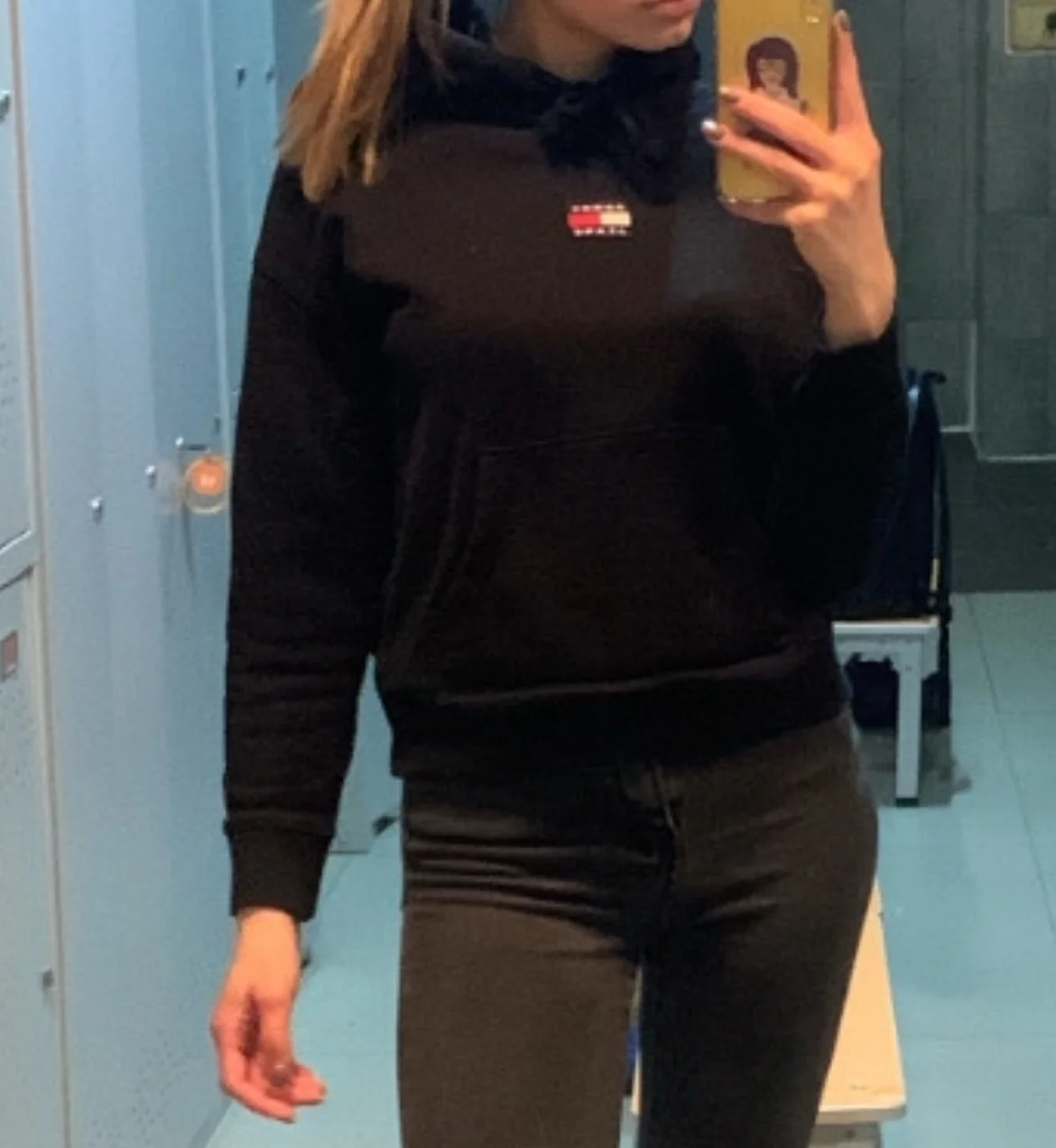 Толстовка женская Tommy Jeans - миниатюра 2