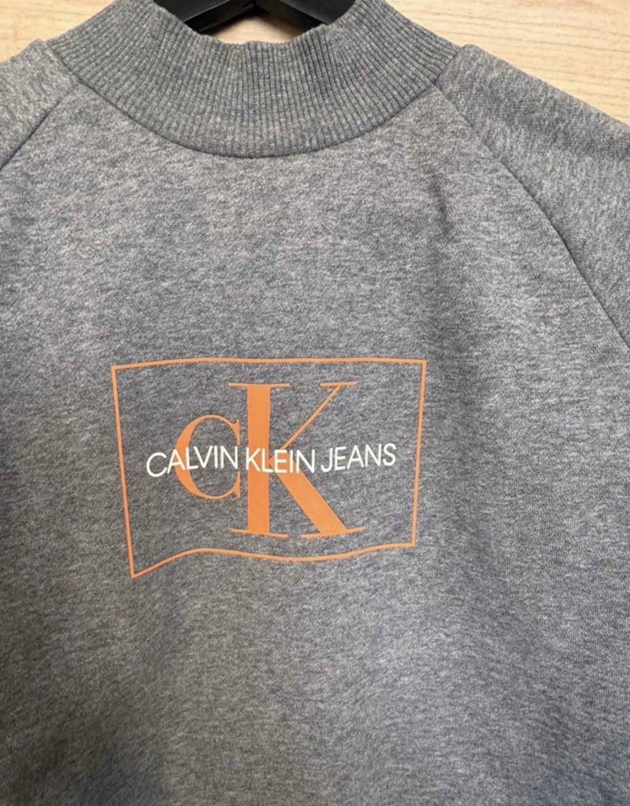 Свитшот Calvin klein - миниатюра 3
