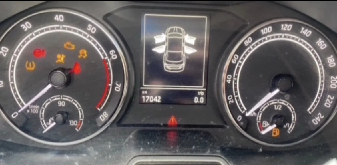 Двигатель Skoda Rapid 1.4T 2022 - миниатюра 2
