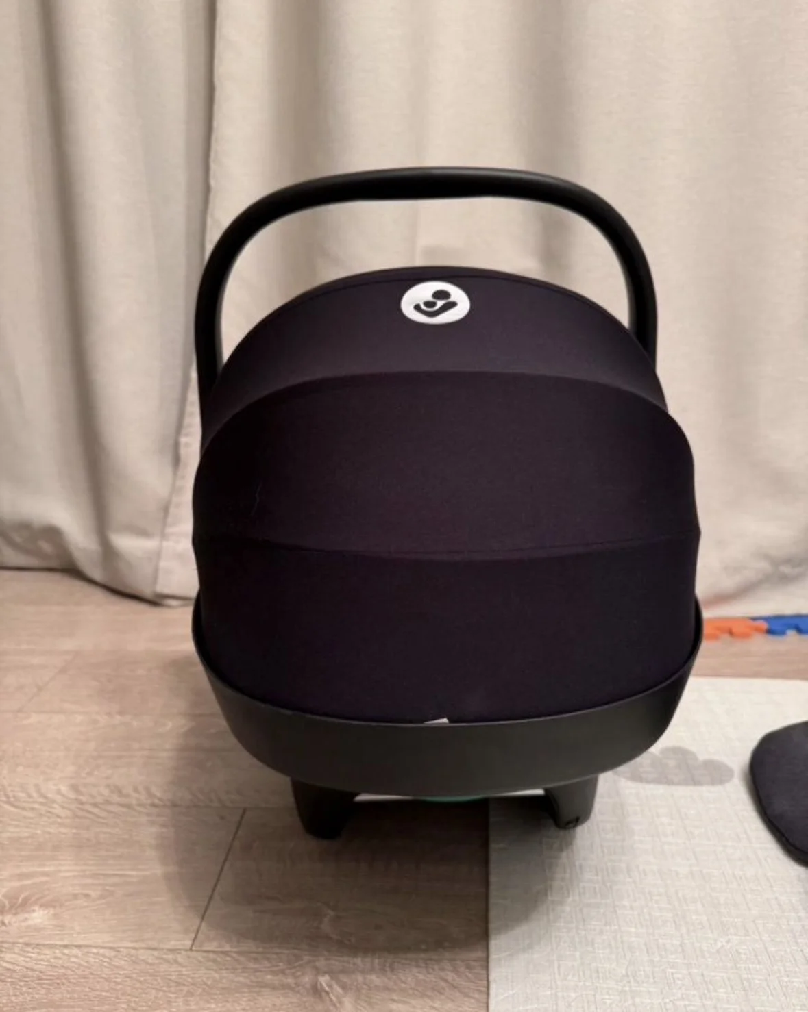 Автокресло Maxi-Cosi Pebble 360 Essential Black - миниатюра 5