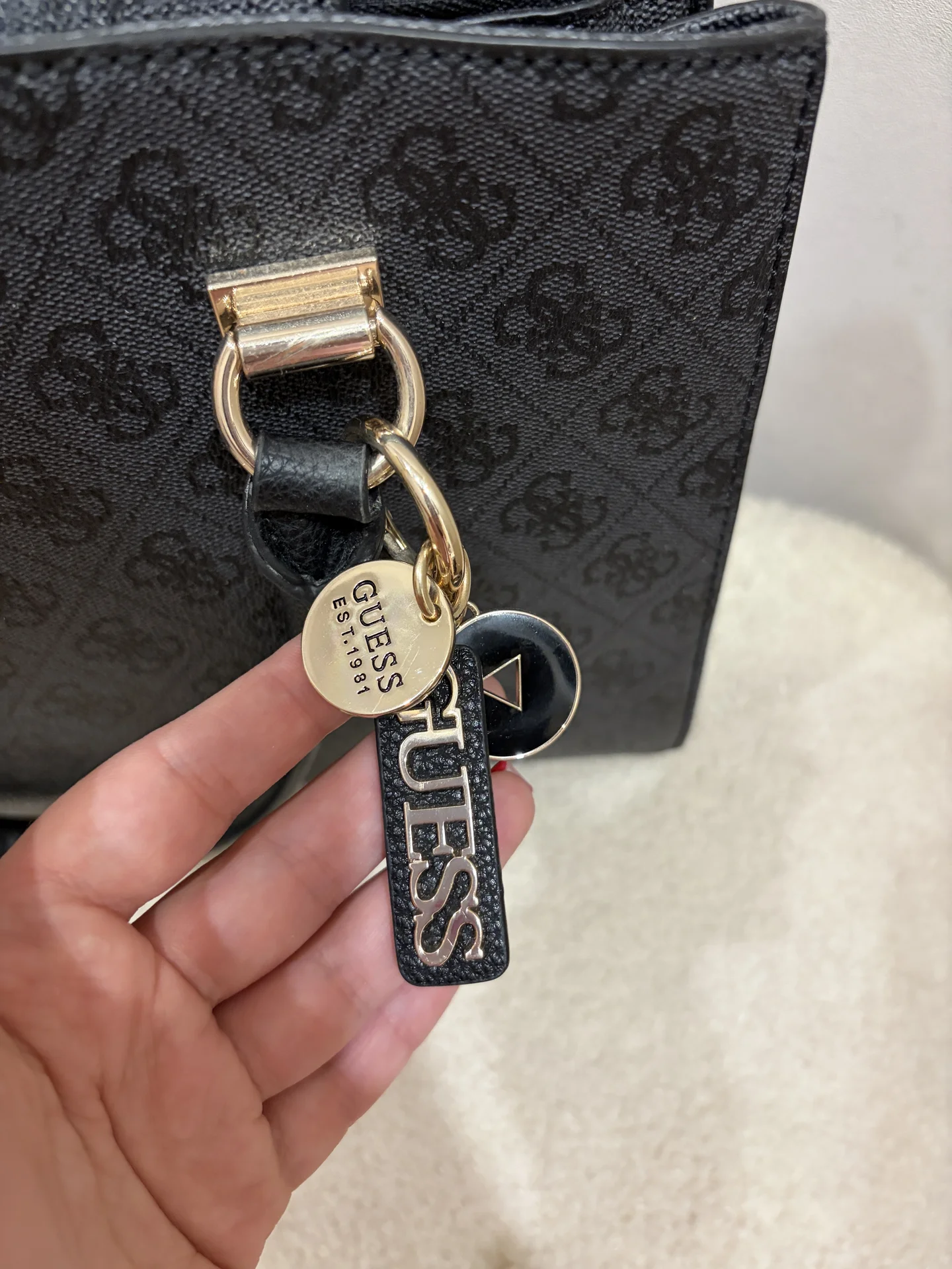 Сумка guess - миниатюра 2