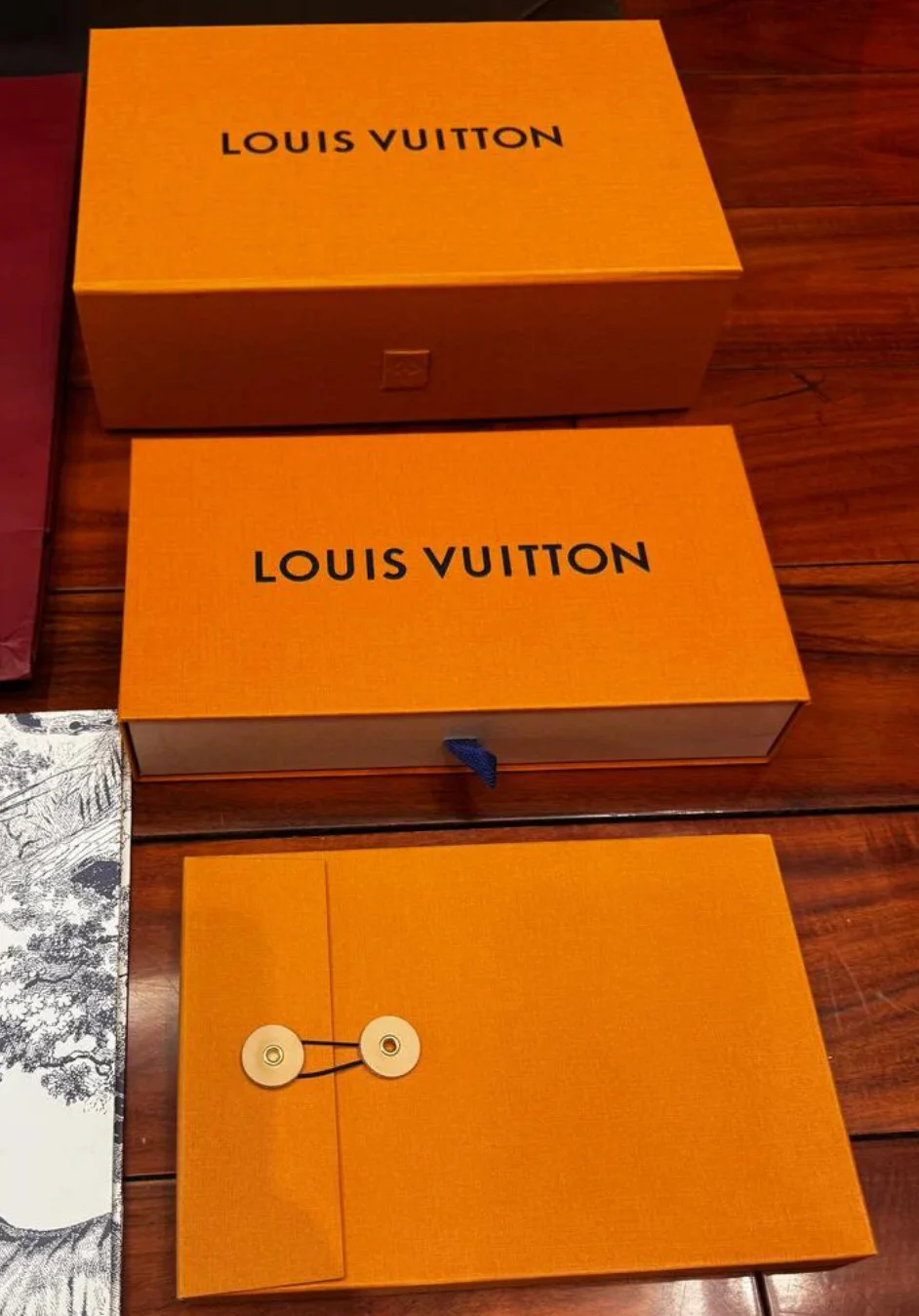 Коробки, пакеты и пыльники Louis Vuitton - миниатюра 3