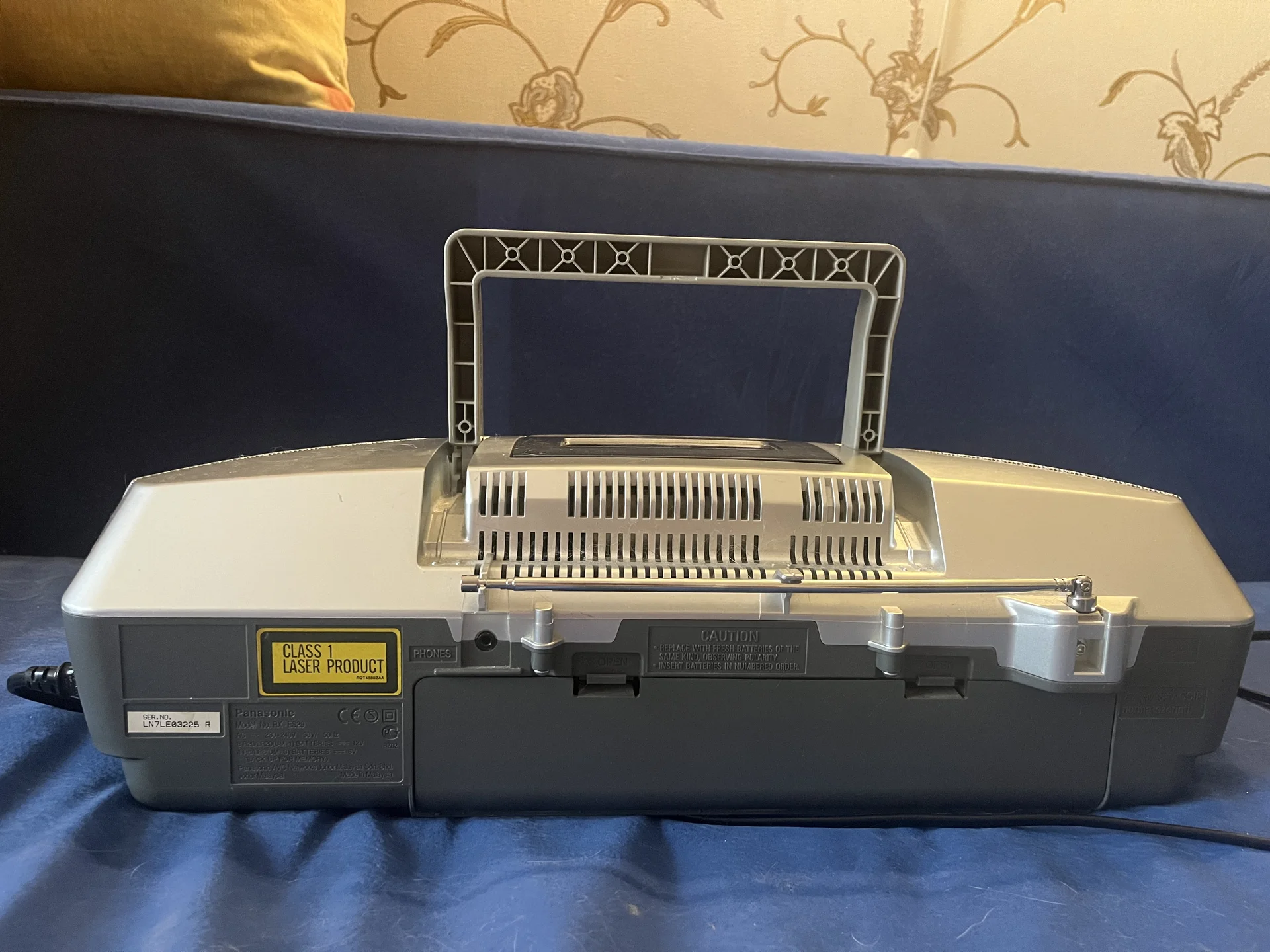 Магнитола с CD Panasonic RX-ES29 - миниатюра 6