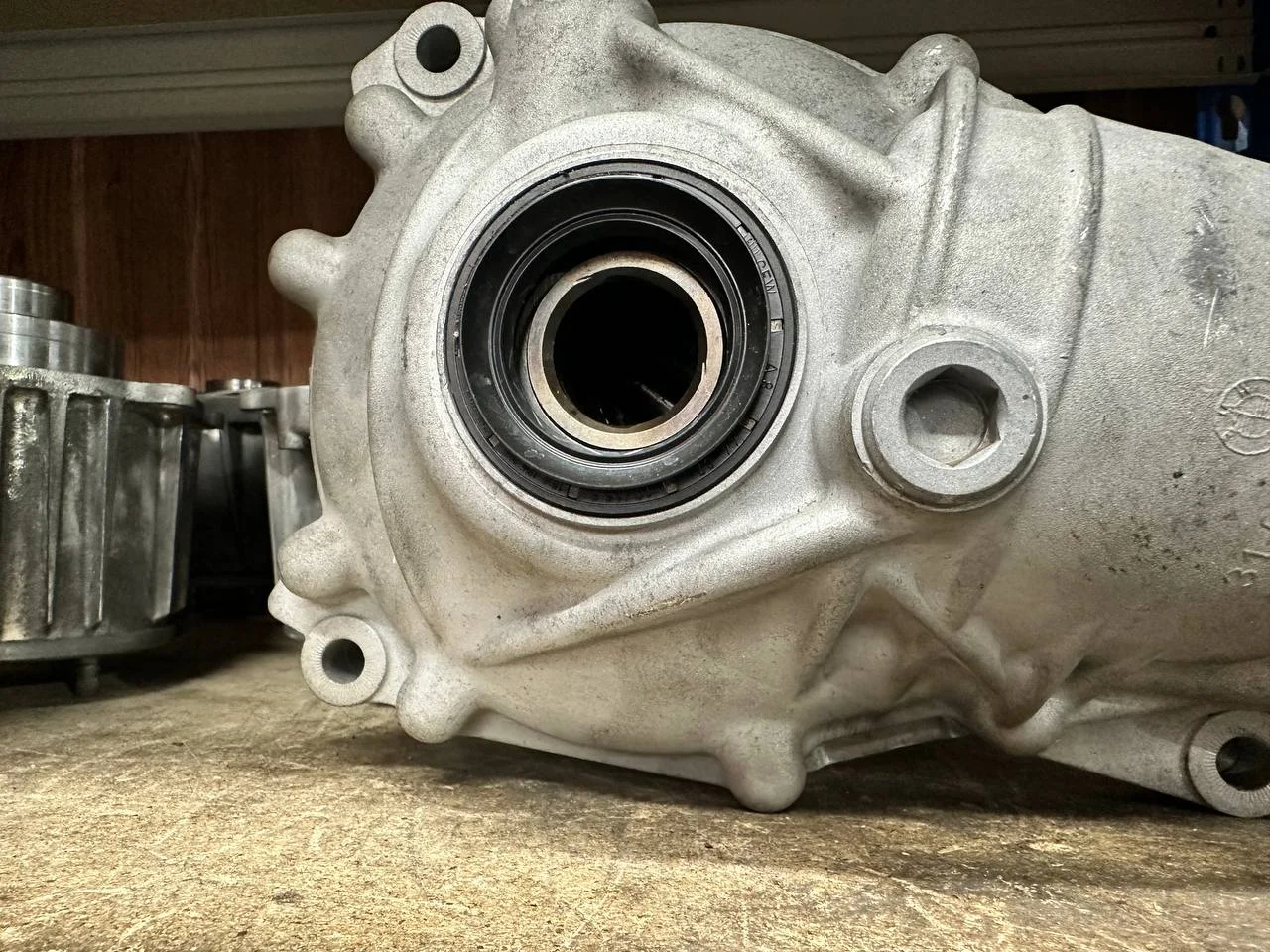 Передний редуктор BMW Х5 E70/F15 Х6 E71/F16 - миниатюра 3